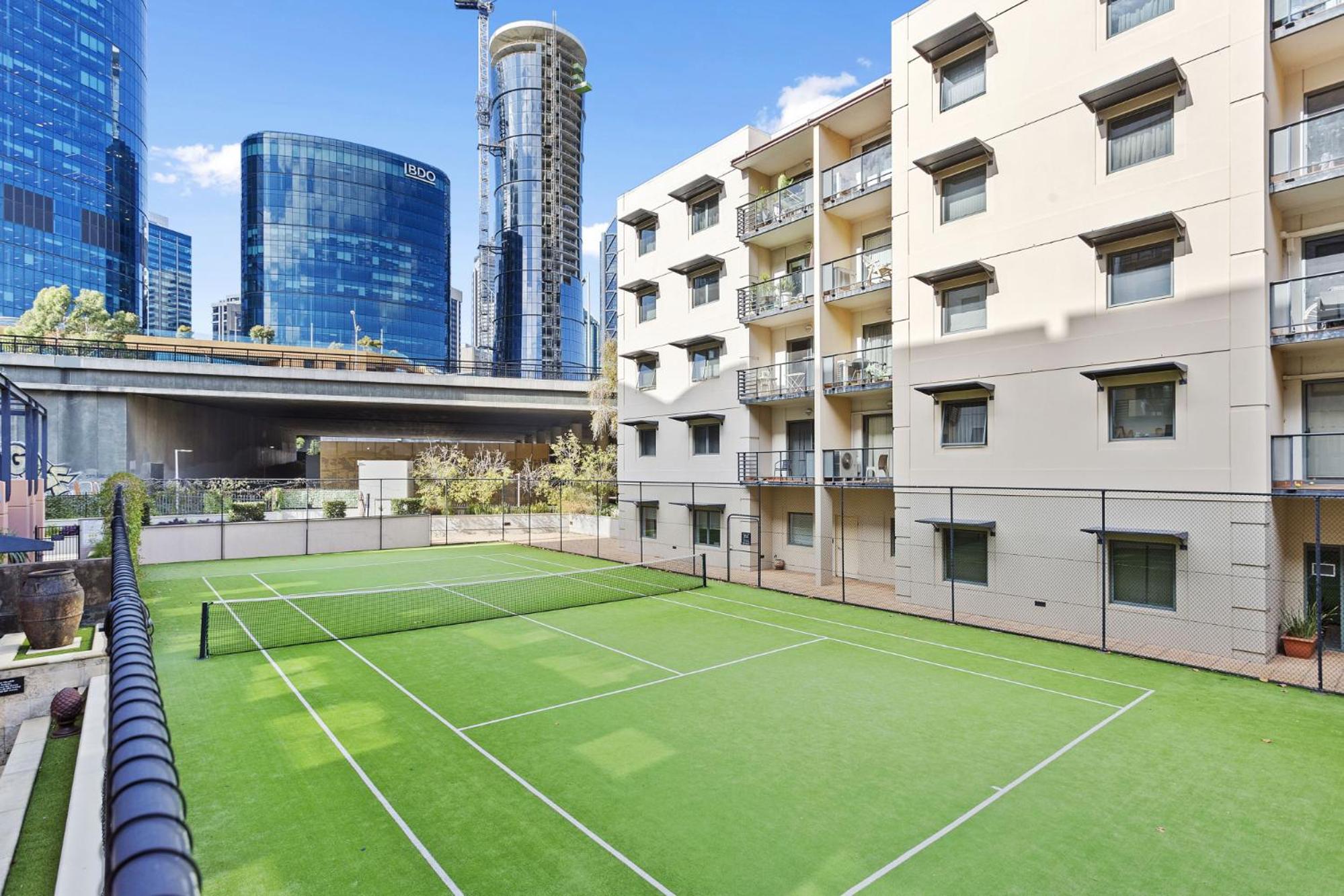 Designer 2BR Near CBD Large Balcony