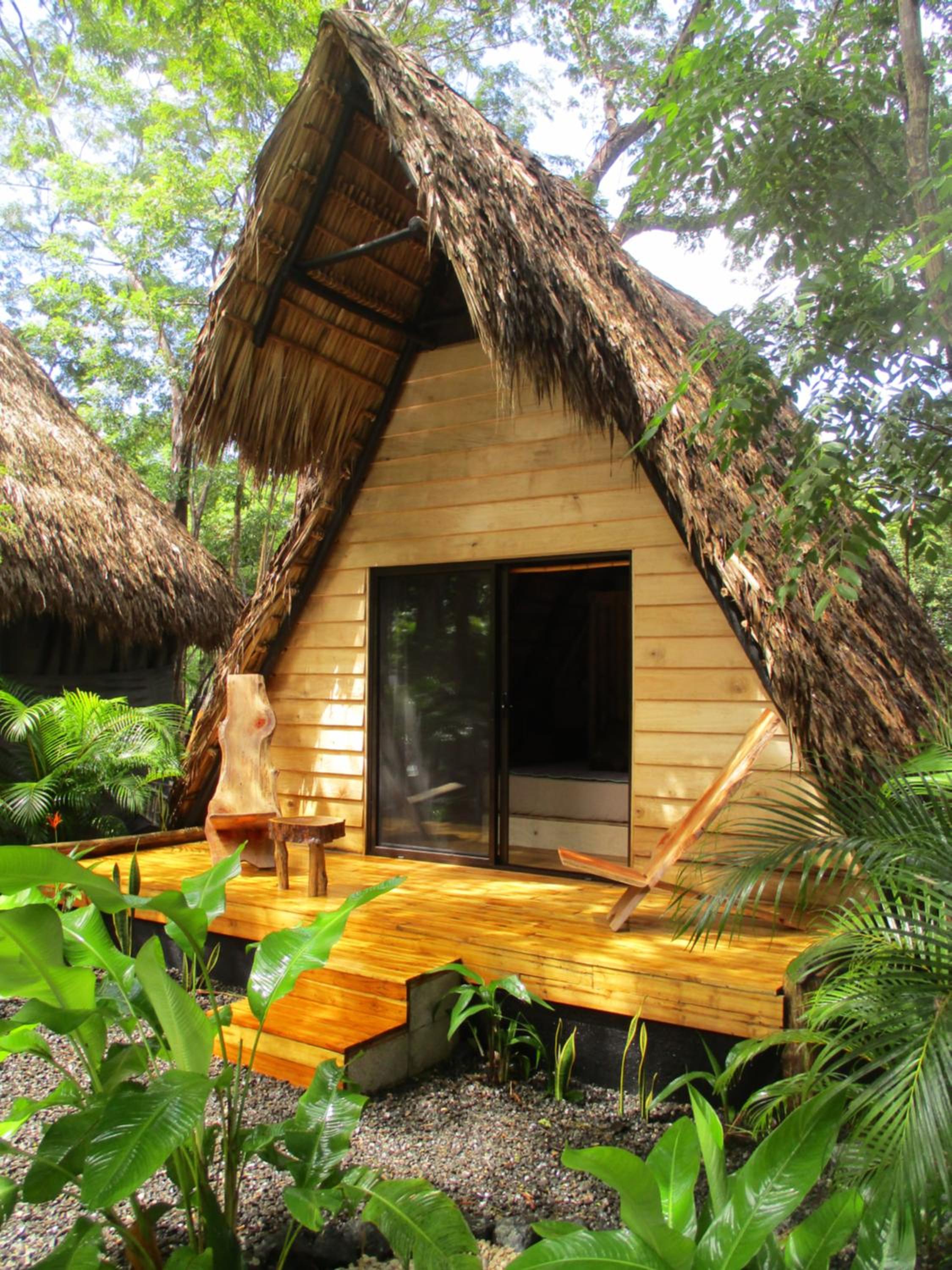 Cabinas de Lou Eco Lodge TAMARINDO
