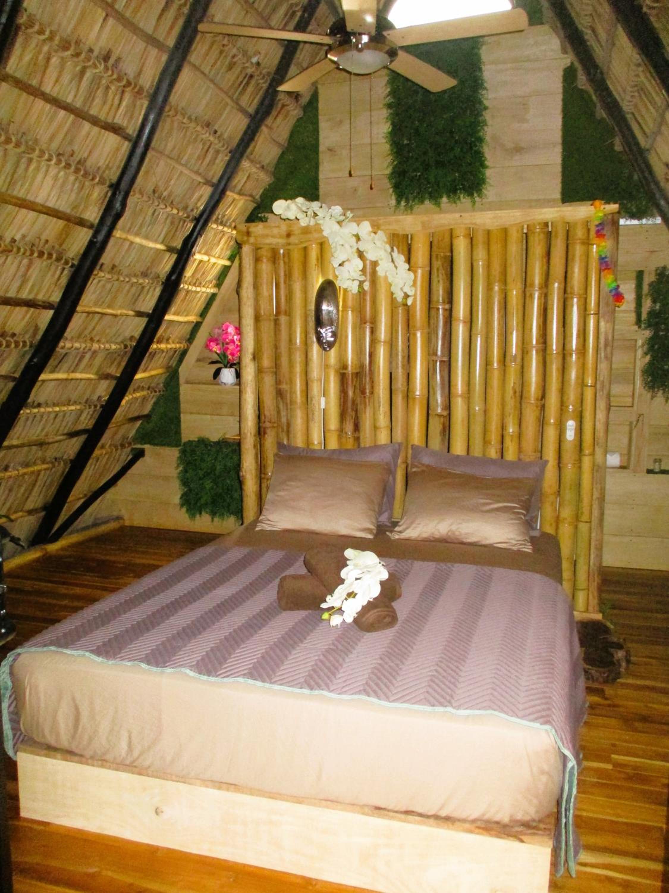 Cabinas de Lou Eco Lodge TAMARINDO