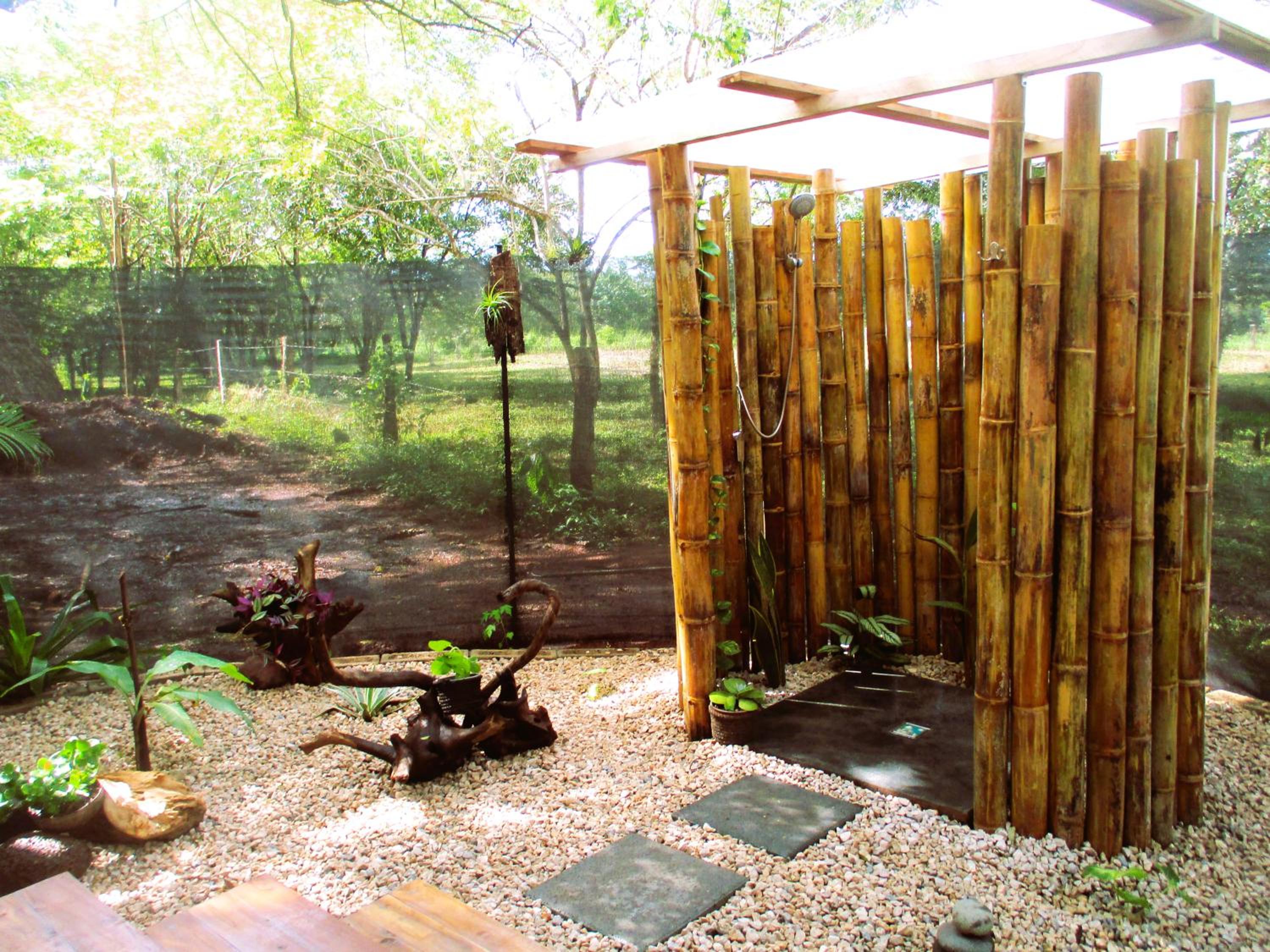 Cabinas de Lou Eco Lodge TAMARINDO