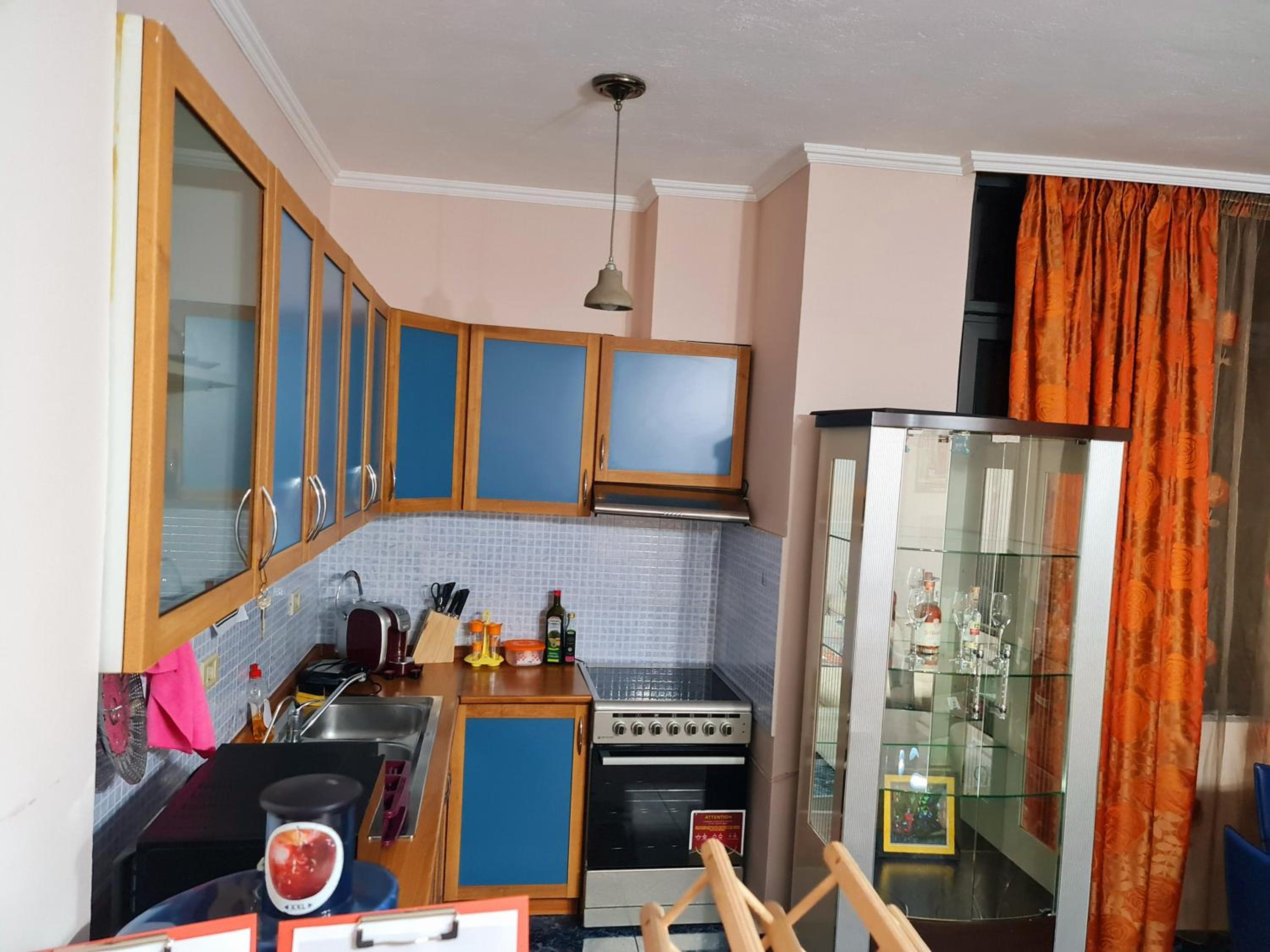 SweetHome Tirana Center, Skanderbeg Square