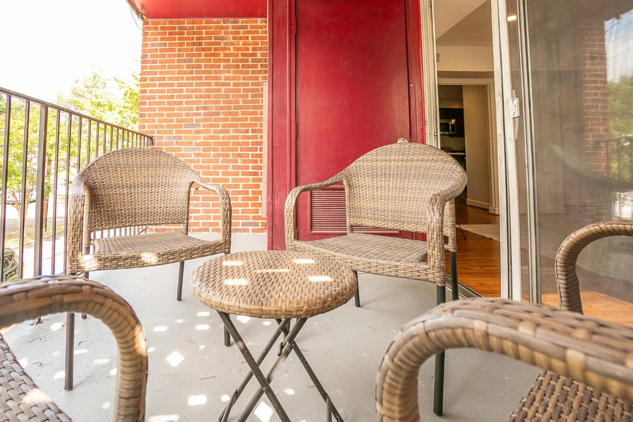 Comfy and Cozy-Min to National Mall Great Location view 2