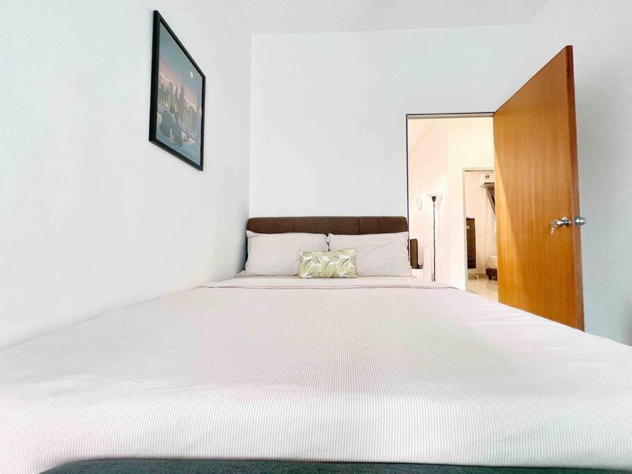 TR Residence Comfy 3BR Suite