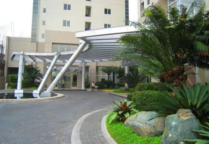 South of Market near High Street BGC Classy & Stylish Studio, central location with city view view 3