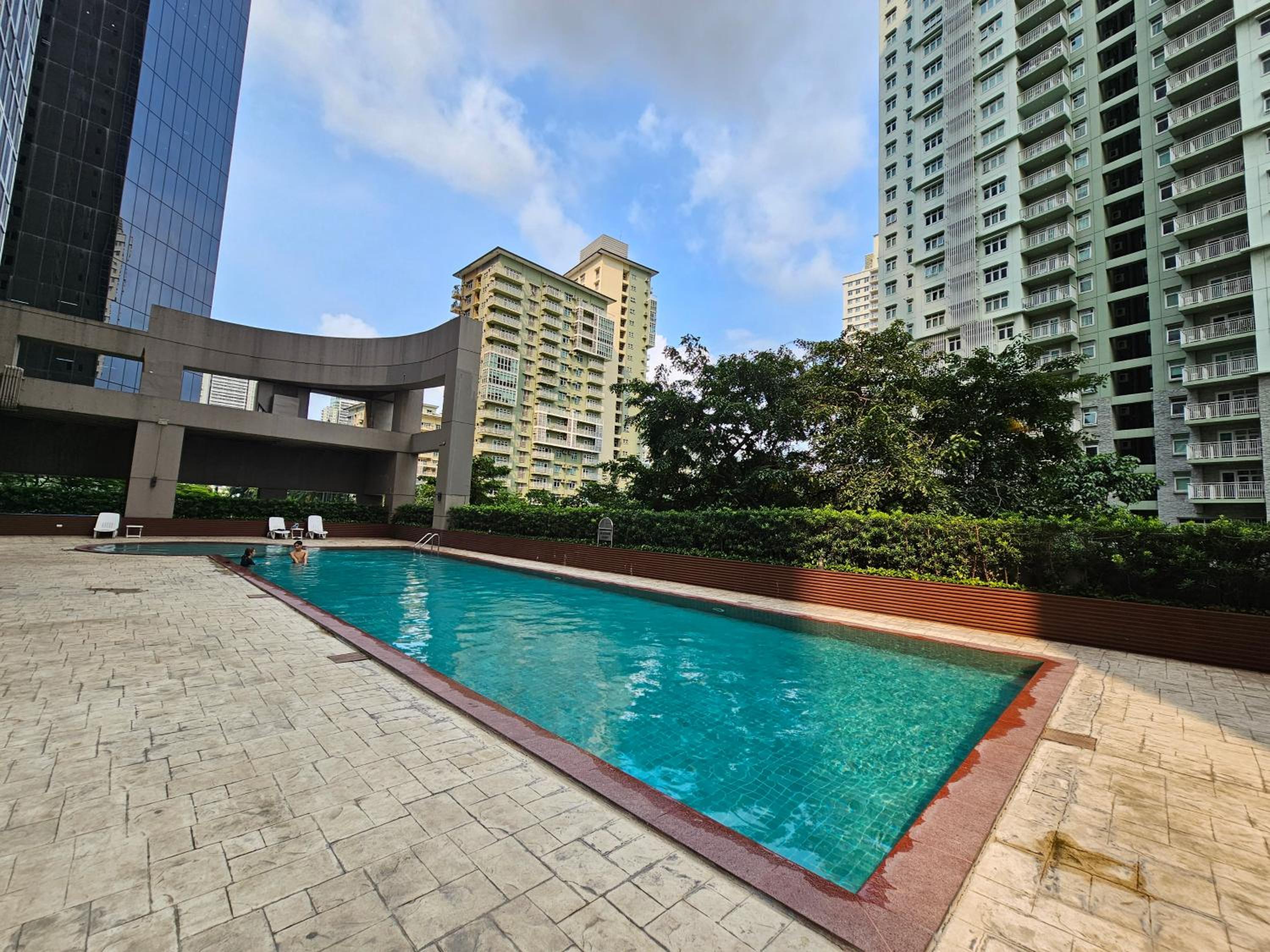 South of Market near High Street BGC Classy & Stylish Studio, central location with city view view 4