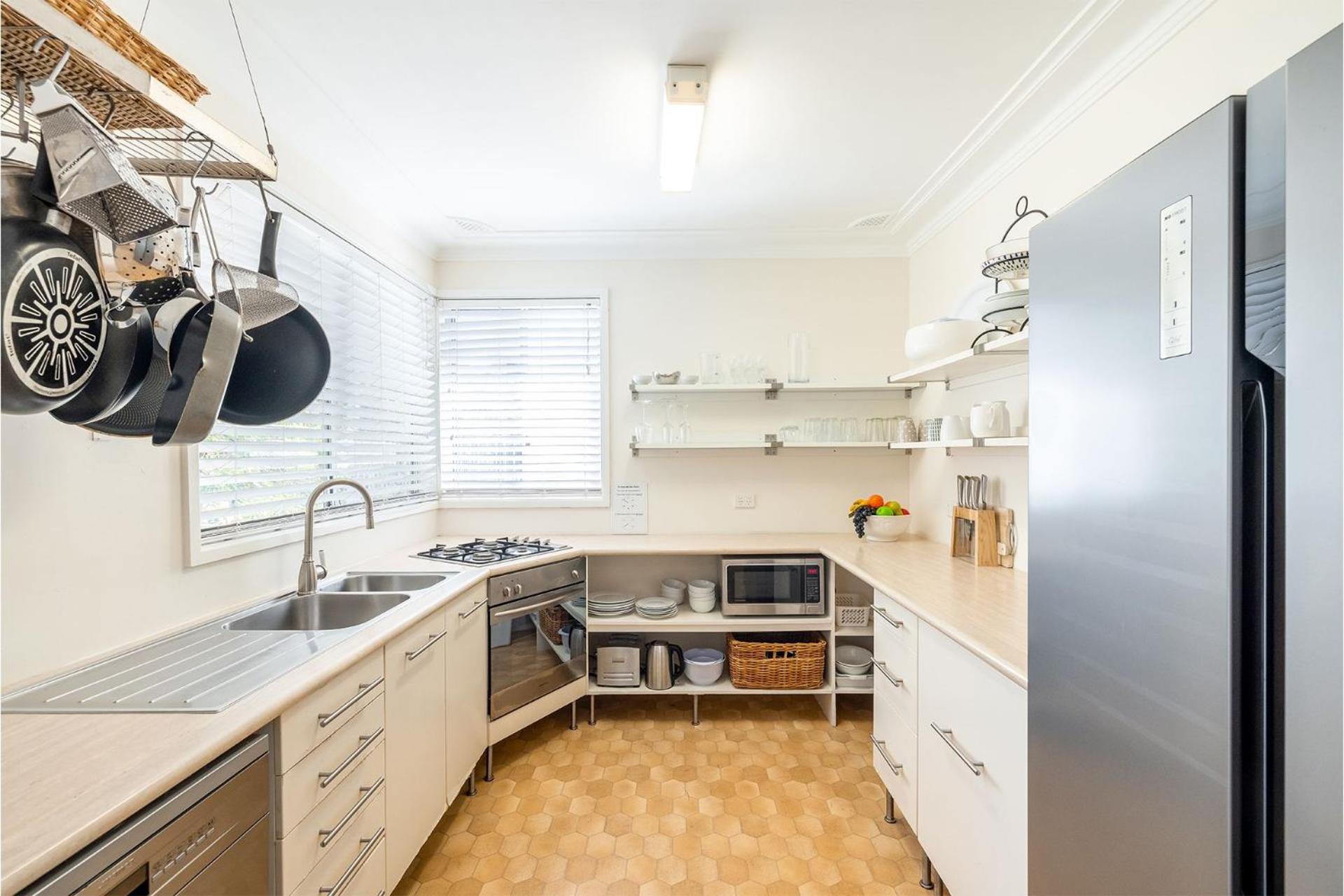 23 Lentara St - pet friendly, air con, Wi-Fi, boat parking