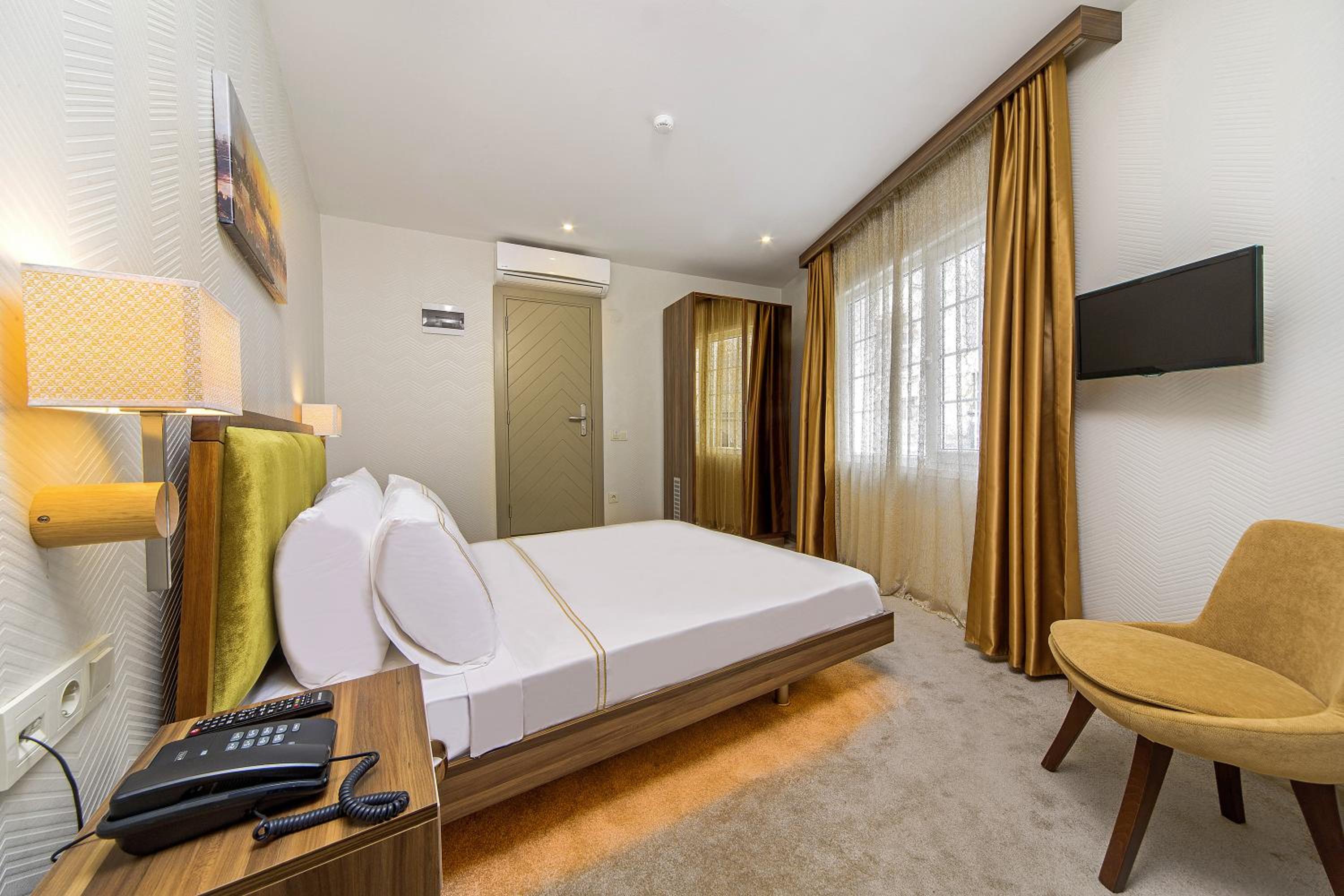 Almina Guest House
