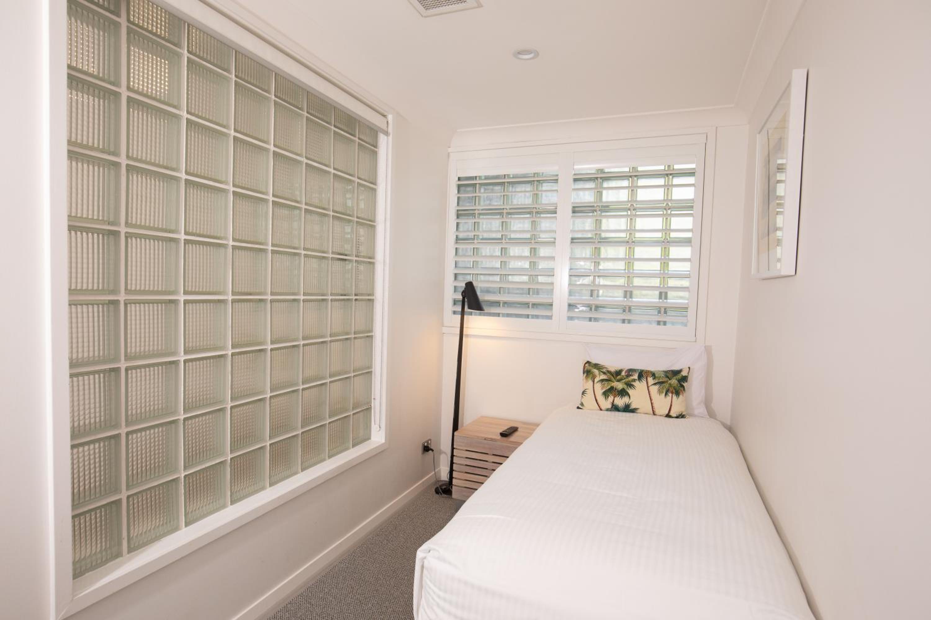 71 Hastings - Beachfront