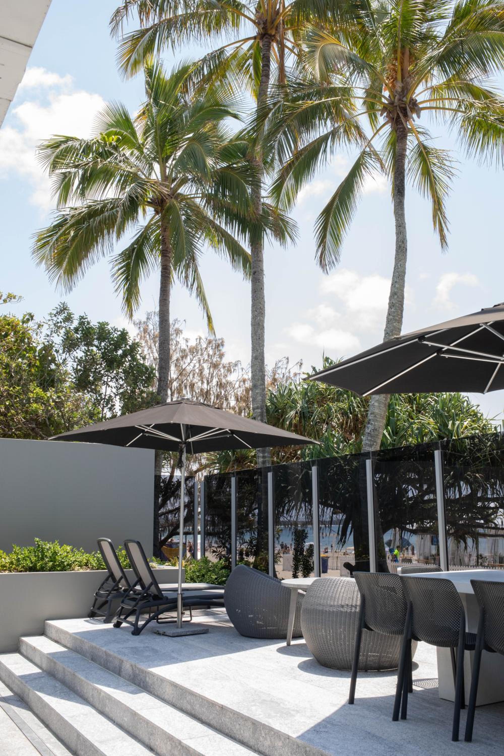 71 Hastings - Beachfront