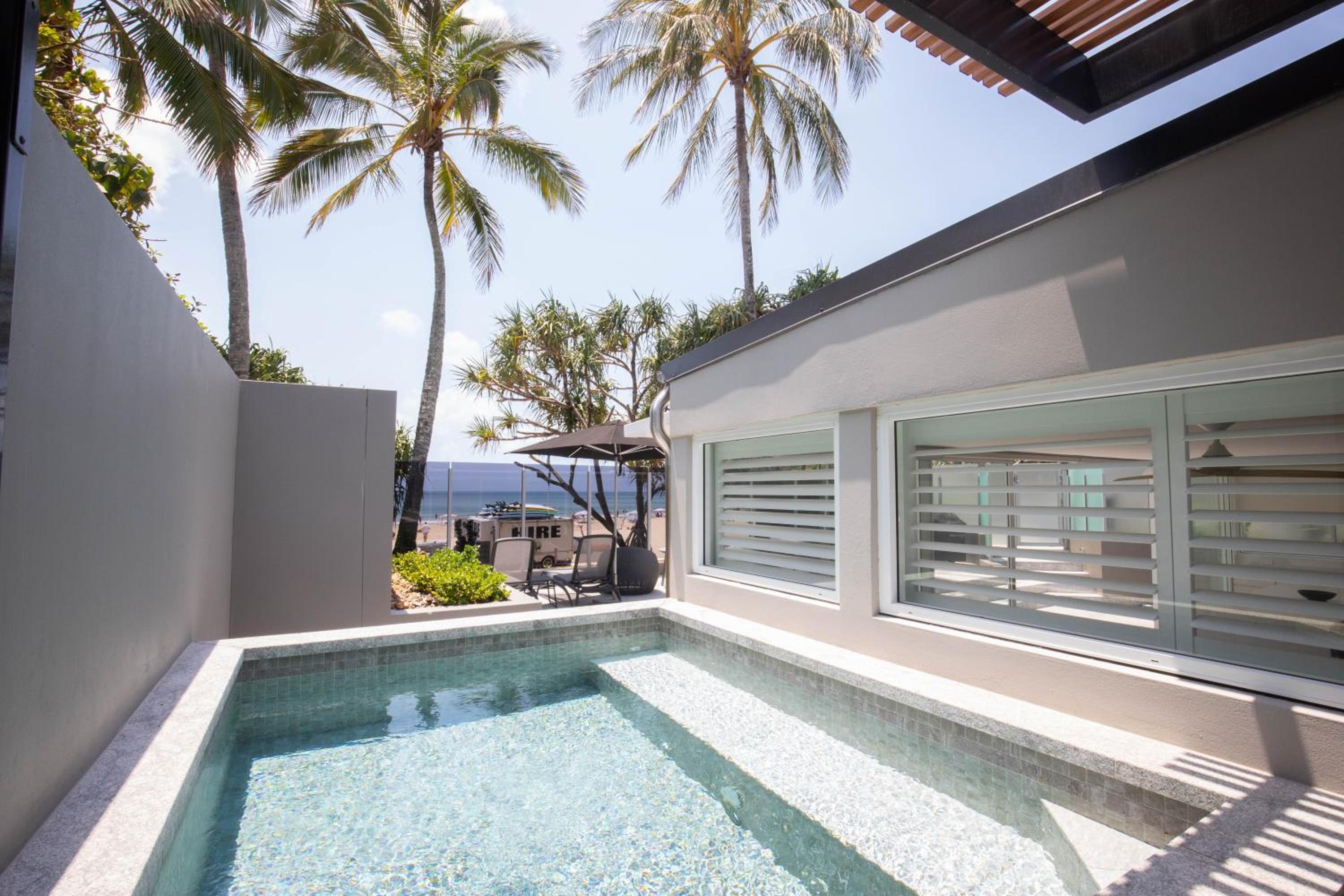 71 Hastings - Beachfront
