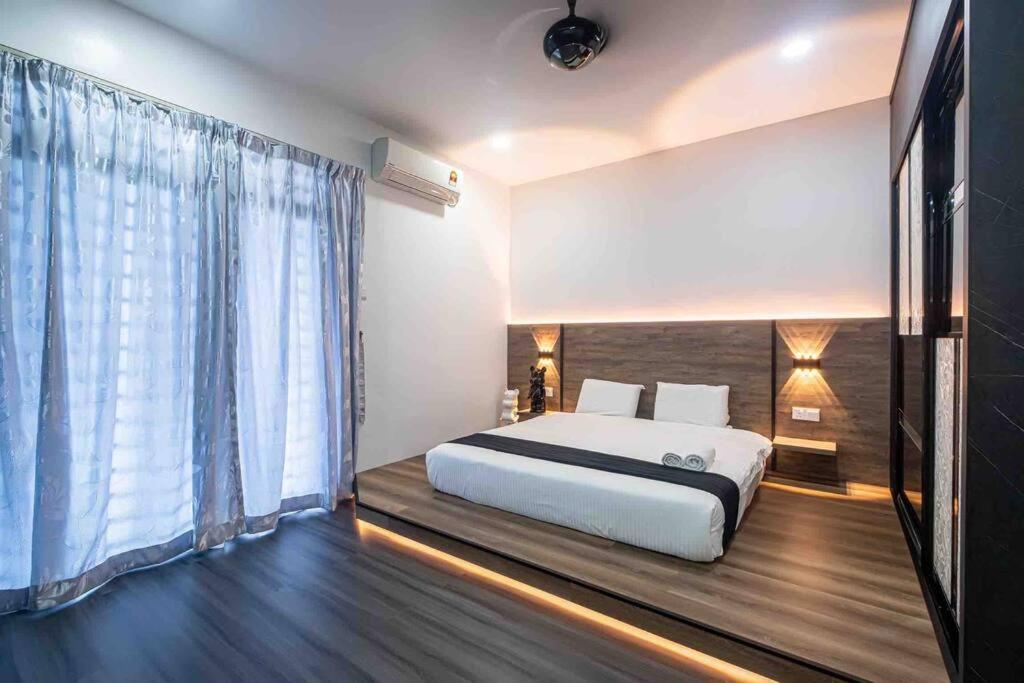 4Bedroom Karaoke homestay Langkawi 8-12pax photo 2