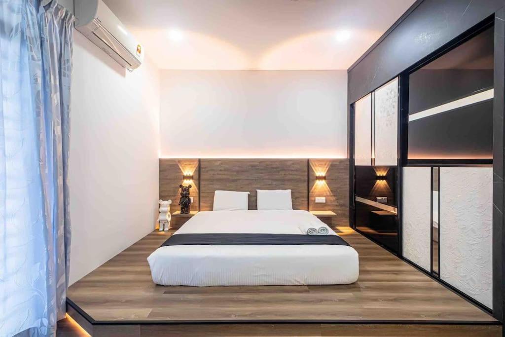 4Bedroom Karaoke homestay Langkawi 8-12pax photo 3