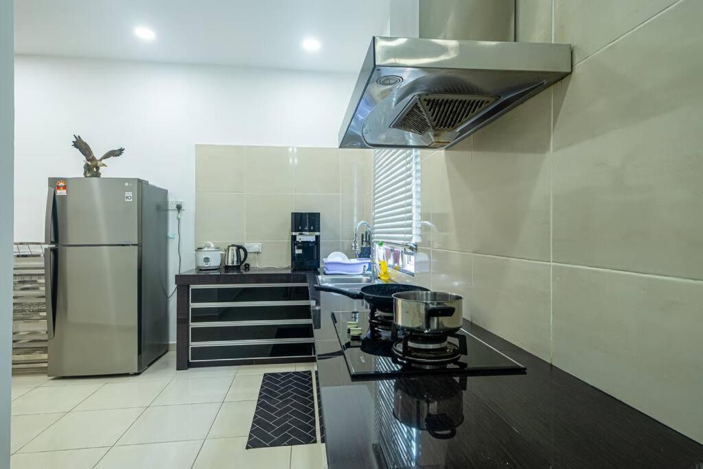 4Bedroom Karaoke homestay Langkawi 8-12pax photo 6