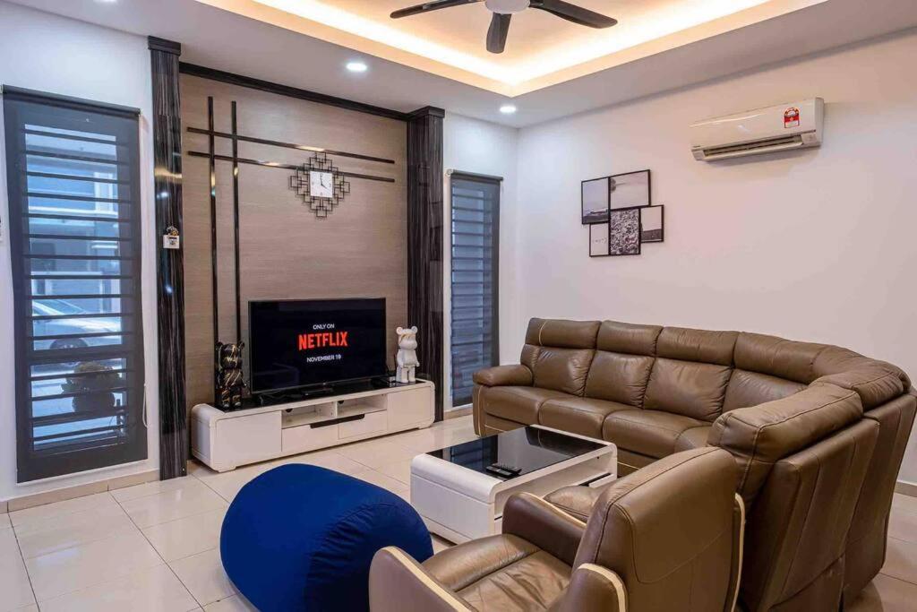 4Bedroom Karaoke homestay Langkawi 8-12pax photo 8