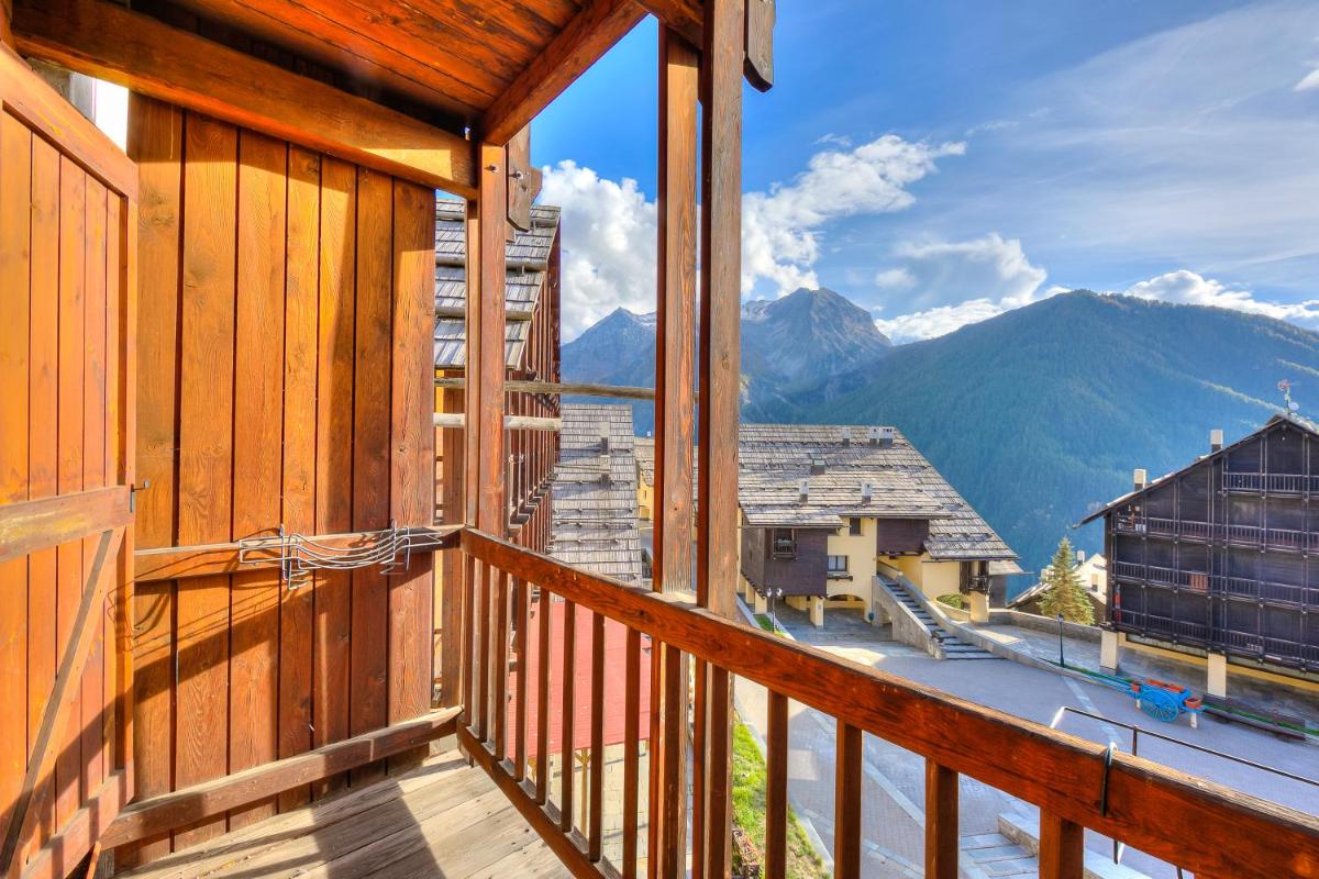 Grange Hike & Ski Sestriere Apartments view 2