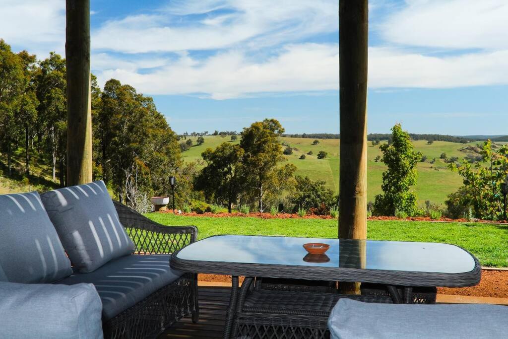 Gorgeous Apartment - Pet Friendly, Stunning Views