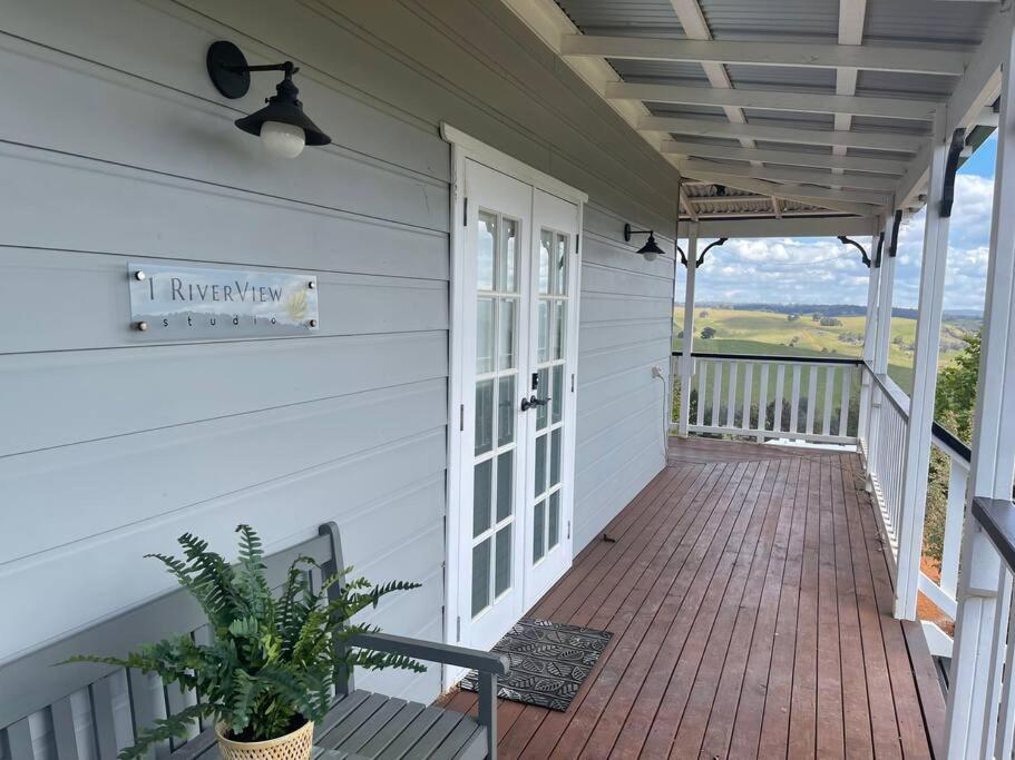 Gorgeous Apartment - Pet Friendly, Stunning Views