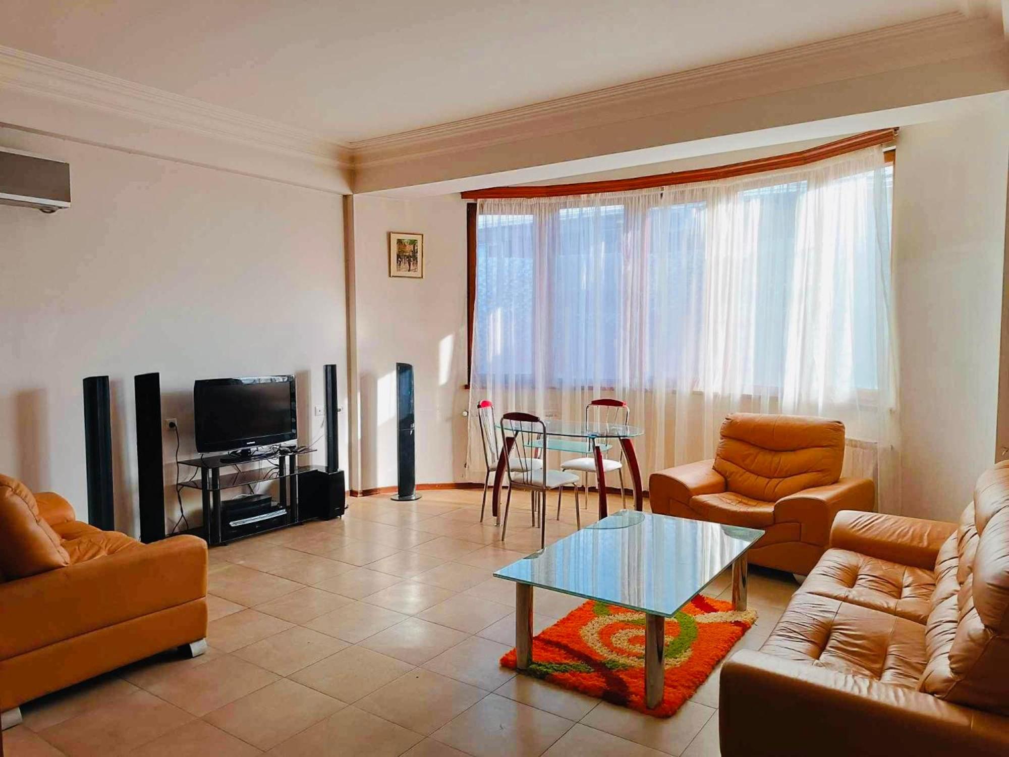 Deluxe apartment in the city center