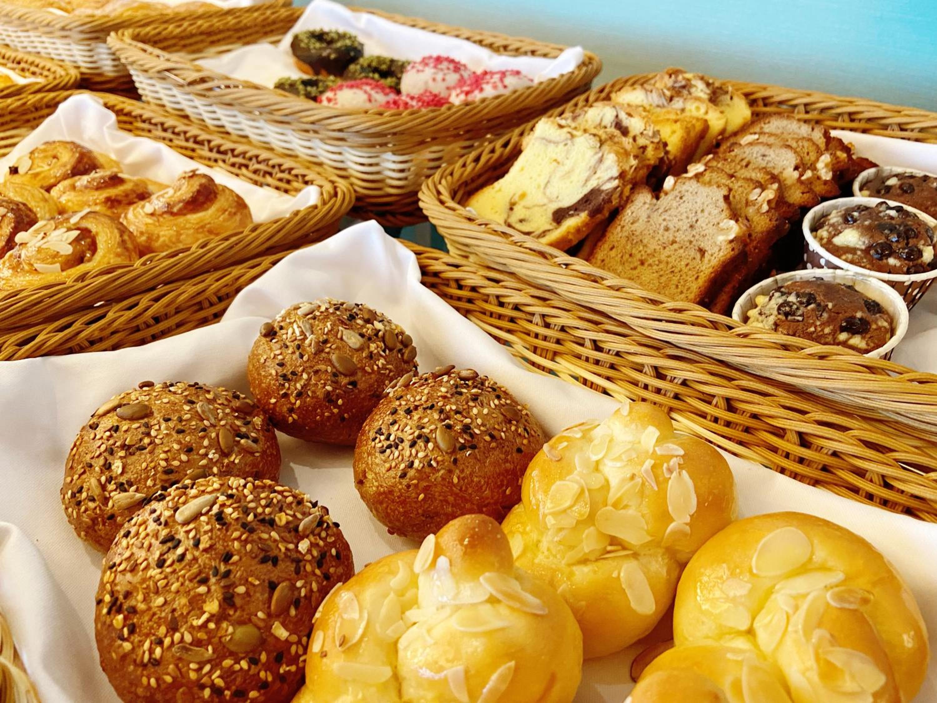 Conrad Dalian - Image 2