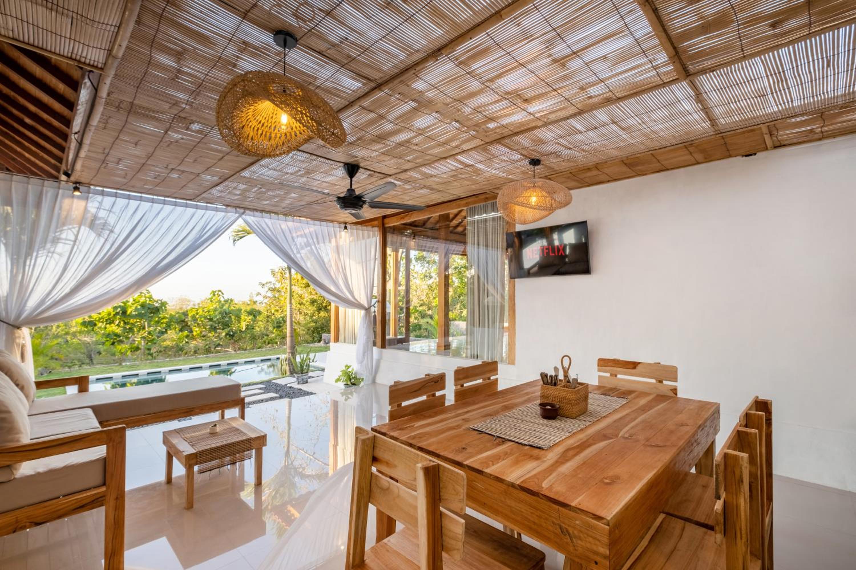 5 mins to Bingin Beach Oceanview Luxe Pool Villa