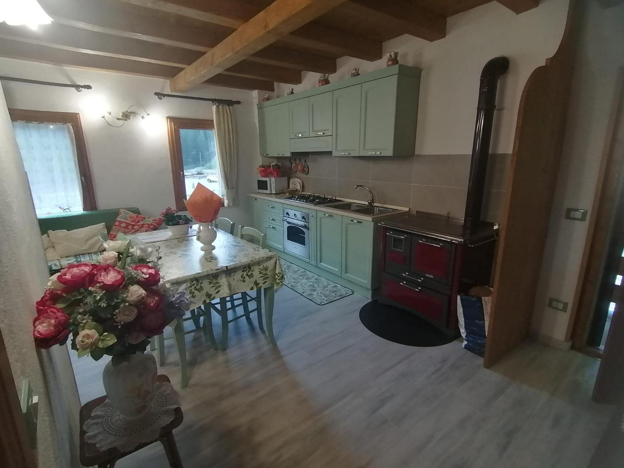 Appartamento Val Visdente 1 view 2