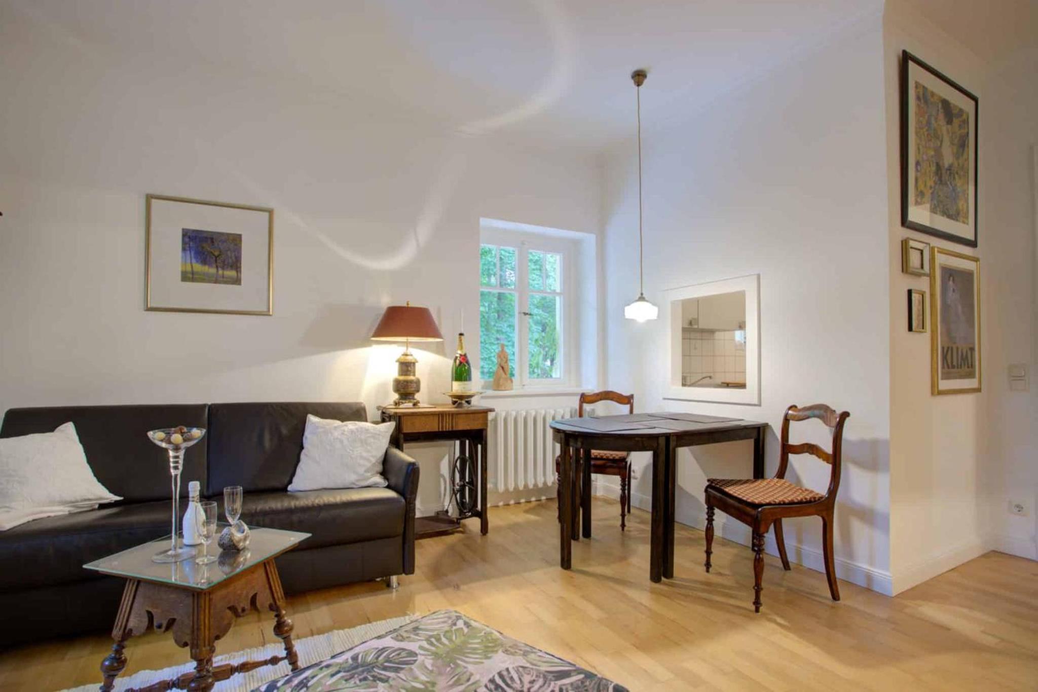 Strandvilla Hubertus Boltenhagen - Ferienwohnungen Apartment mit Parkplatz WLAN Küche Garten Grillplatz Waldbaden