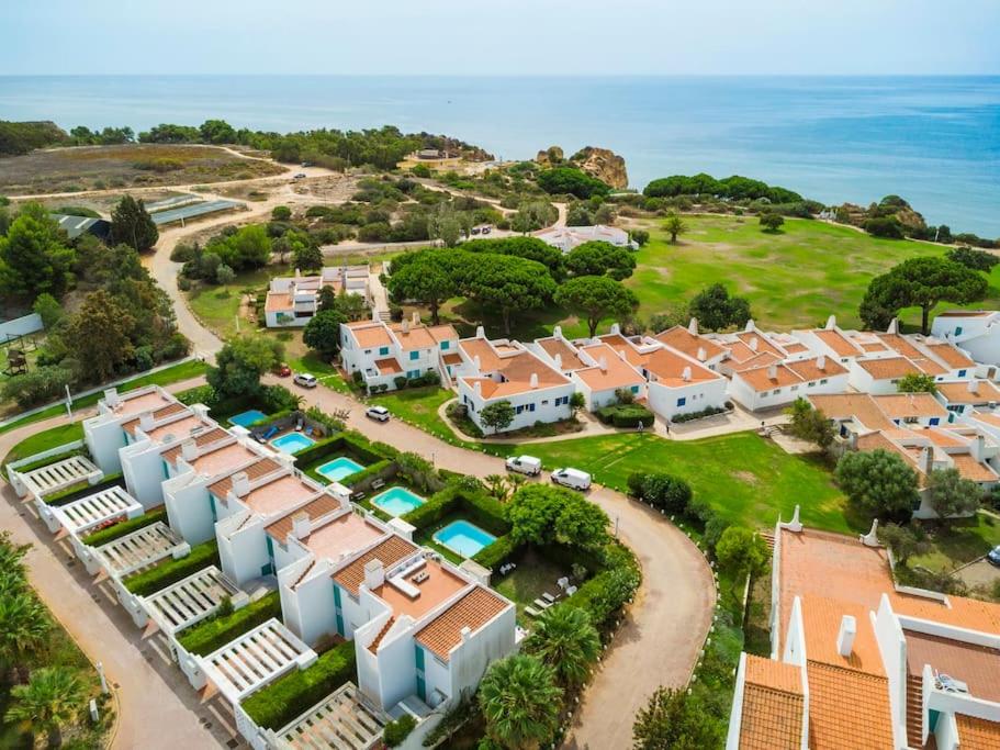 Sunny 5BR Villa @ Prainha Club view 2