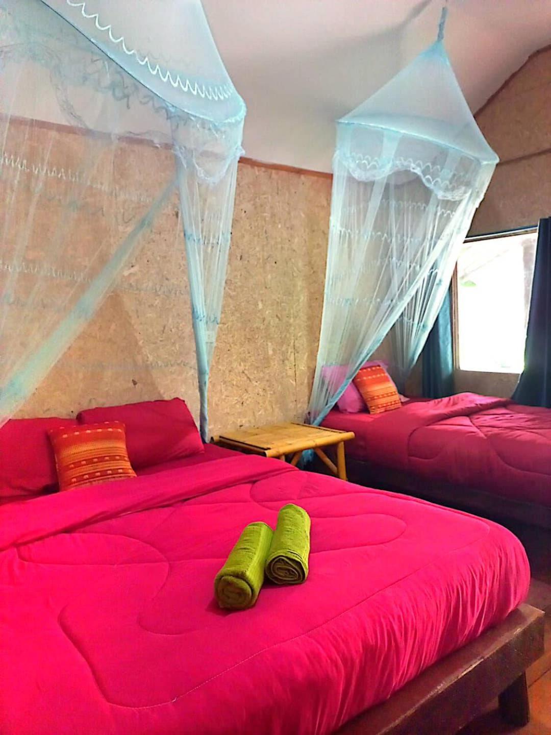 Lanta Maikeaw Bungalow