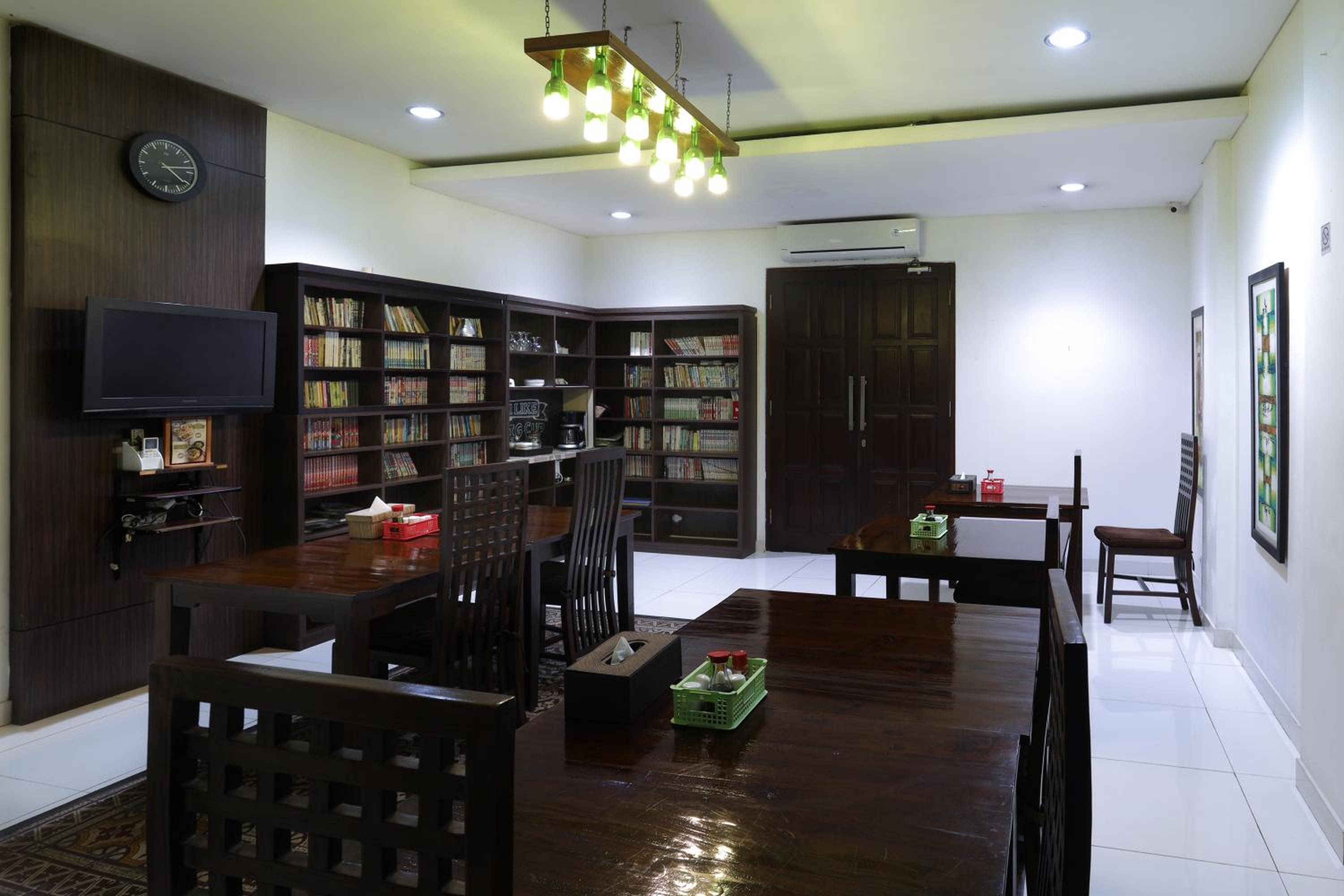 Jambuluwuk Heritage Menteng Suites