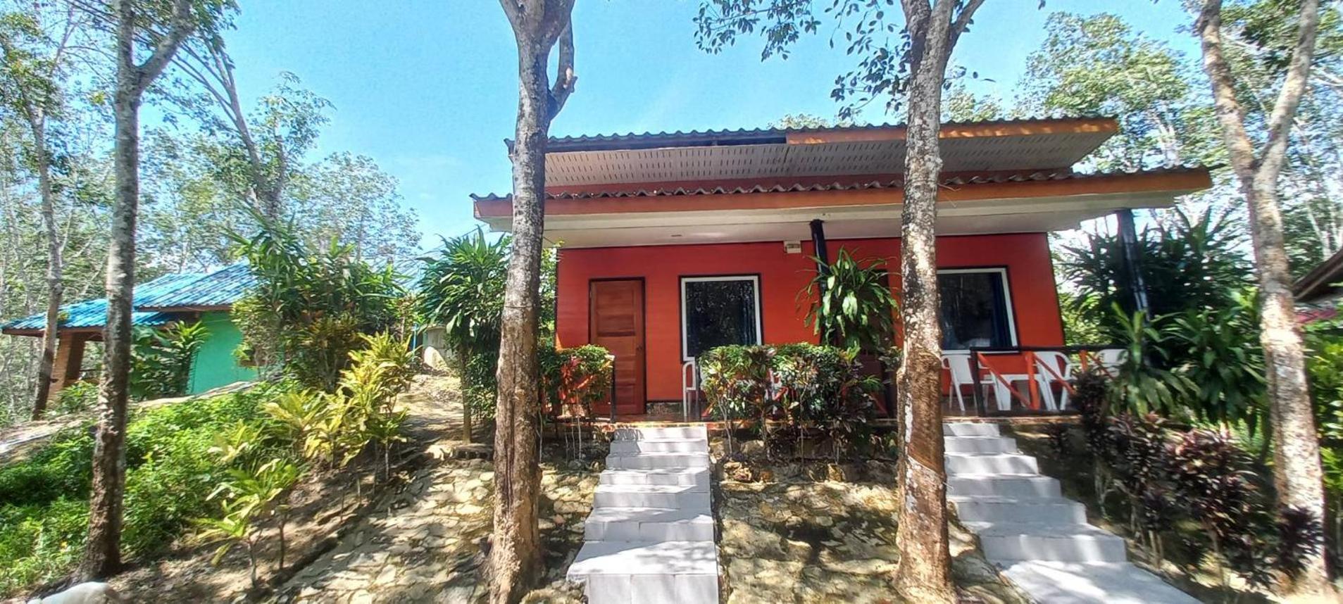 Lanta Maikeaw Bungalow