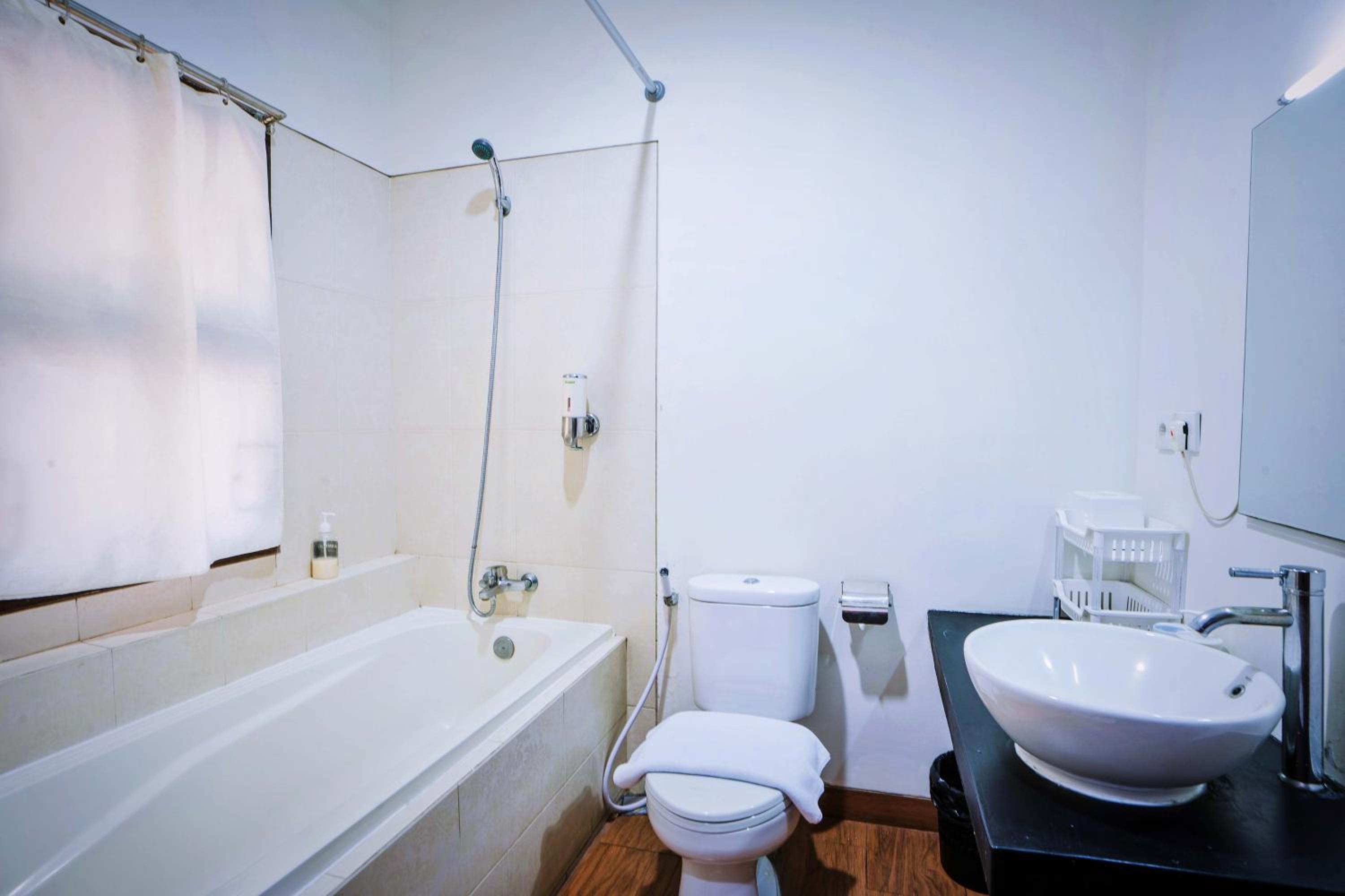 Jambuluwuk Heritage Menteng Suites