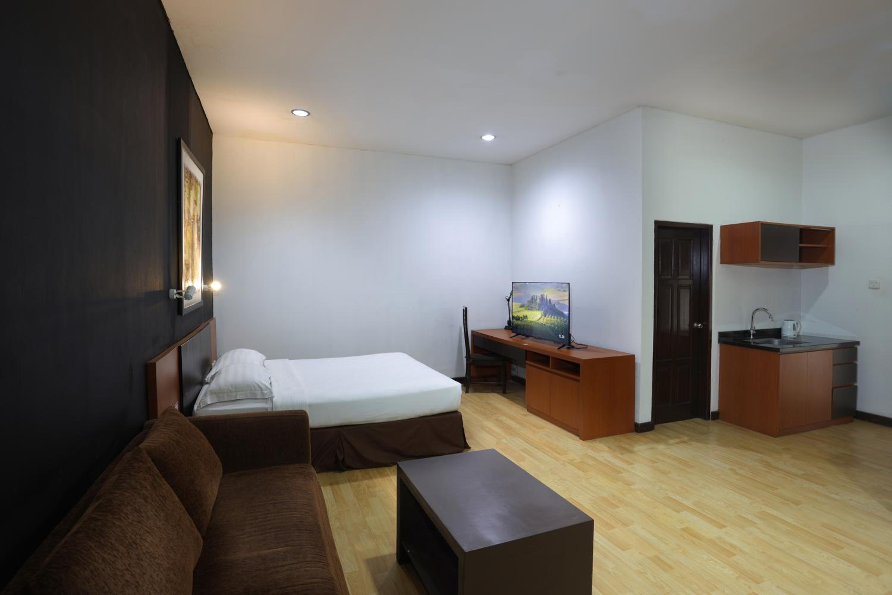 Jambuluwuk Heritage Menteng Suites