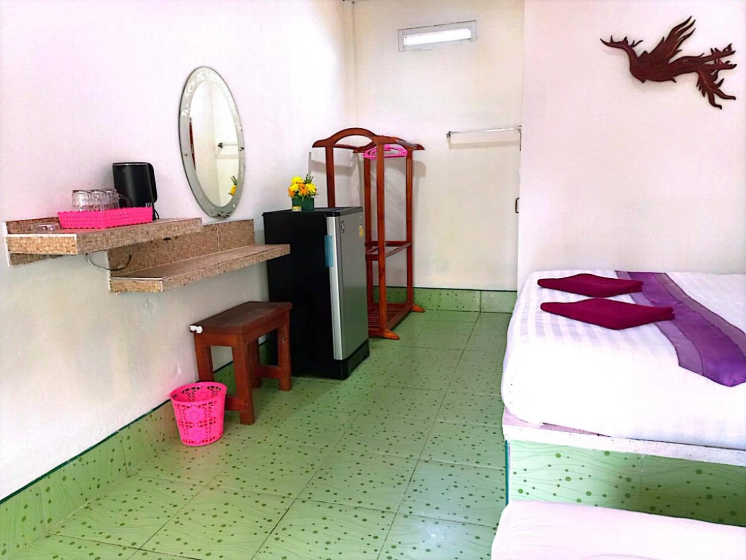 Lanta Maikeaw Bungalow
