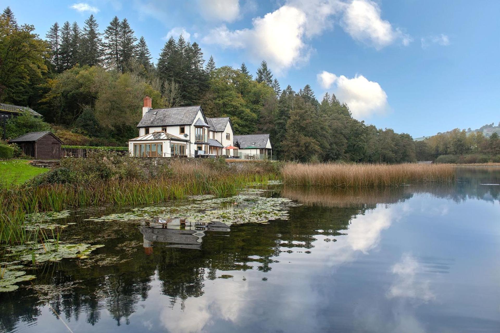 Lake House