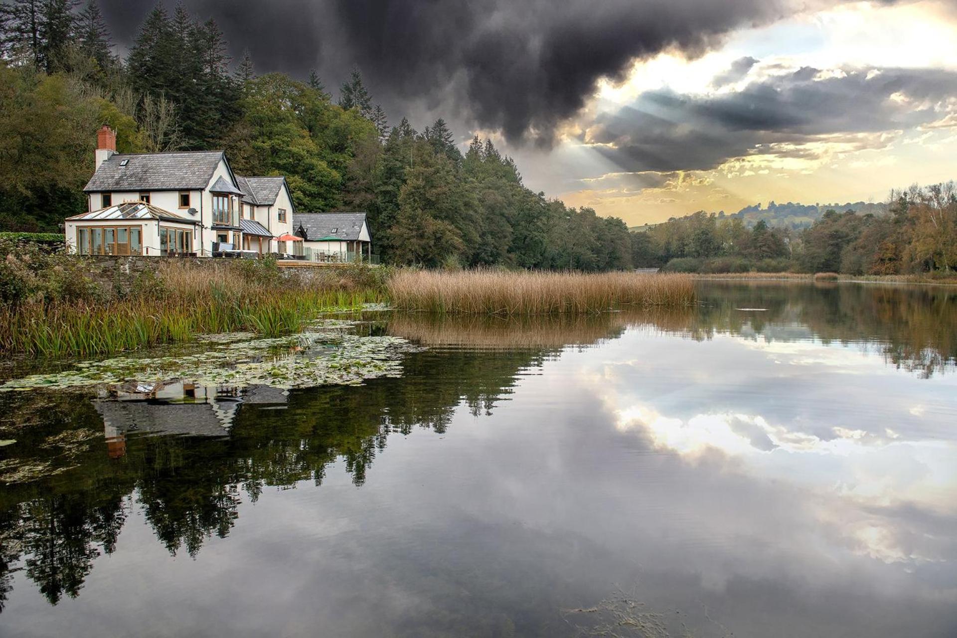 Lake House