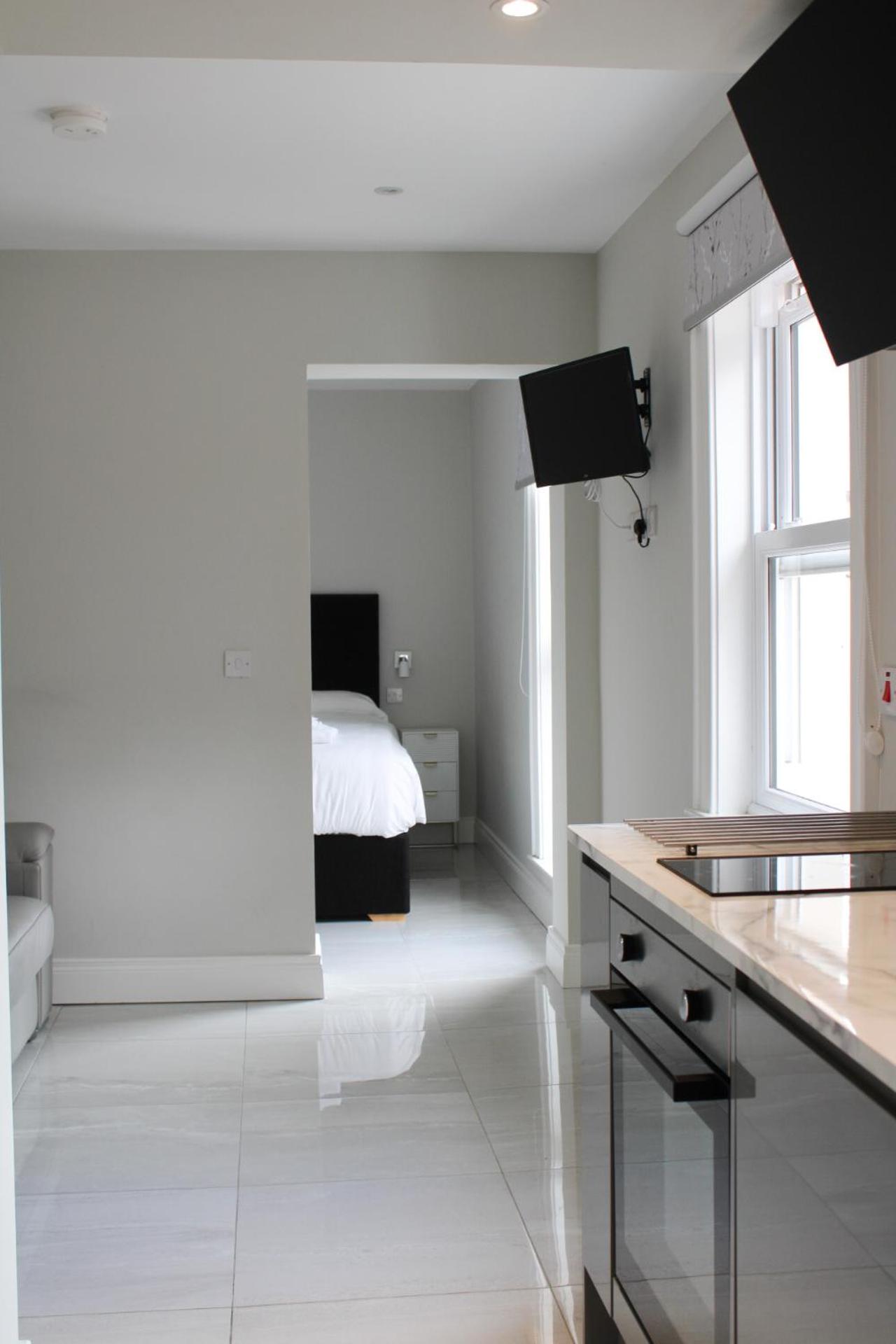 MOXIE LUXURY APARTMENTS view 2