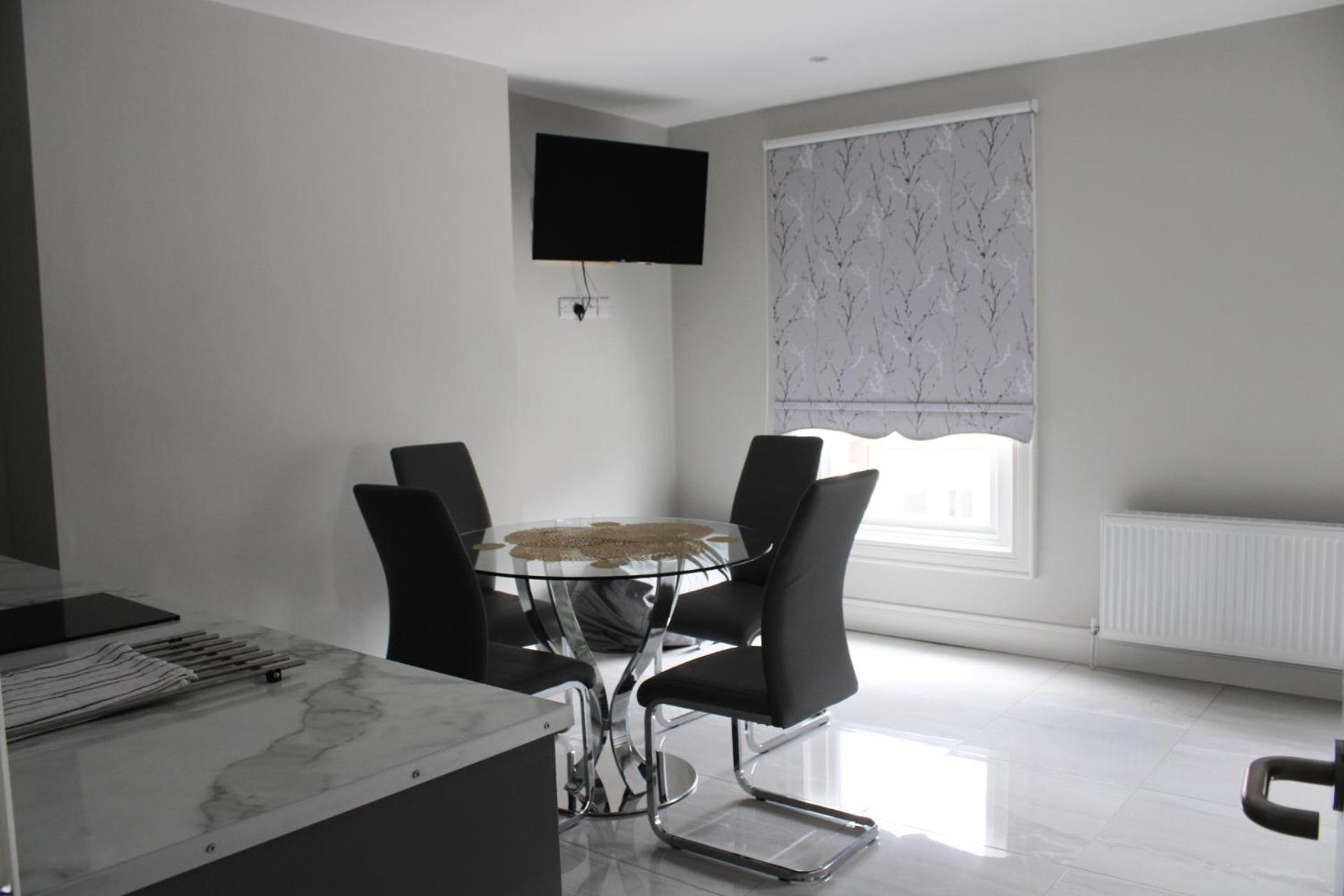 MOXIE LUXURY APARTMENTS view 4