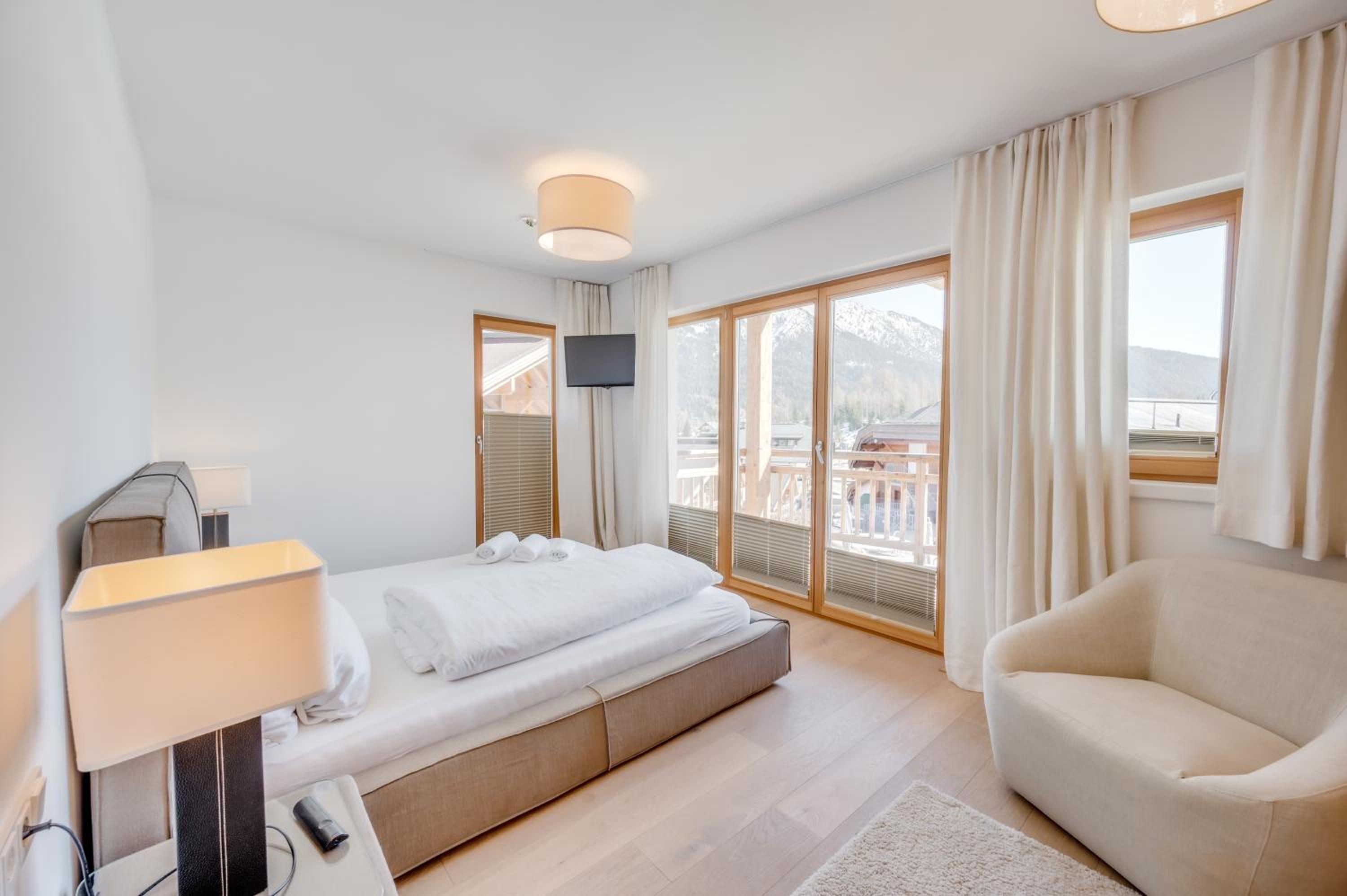 Luxus Chalet - Zentral - Poolblick mit Sauna