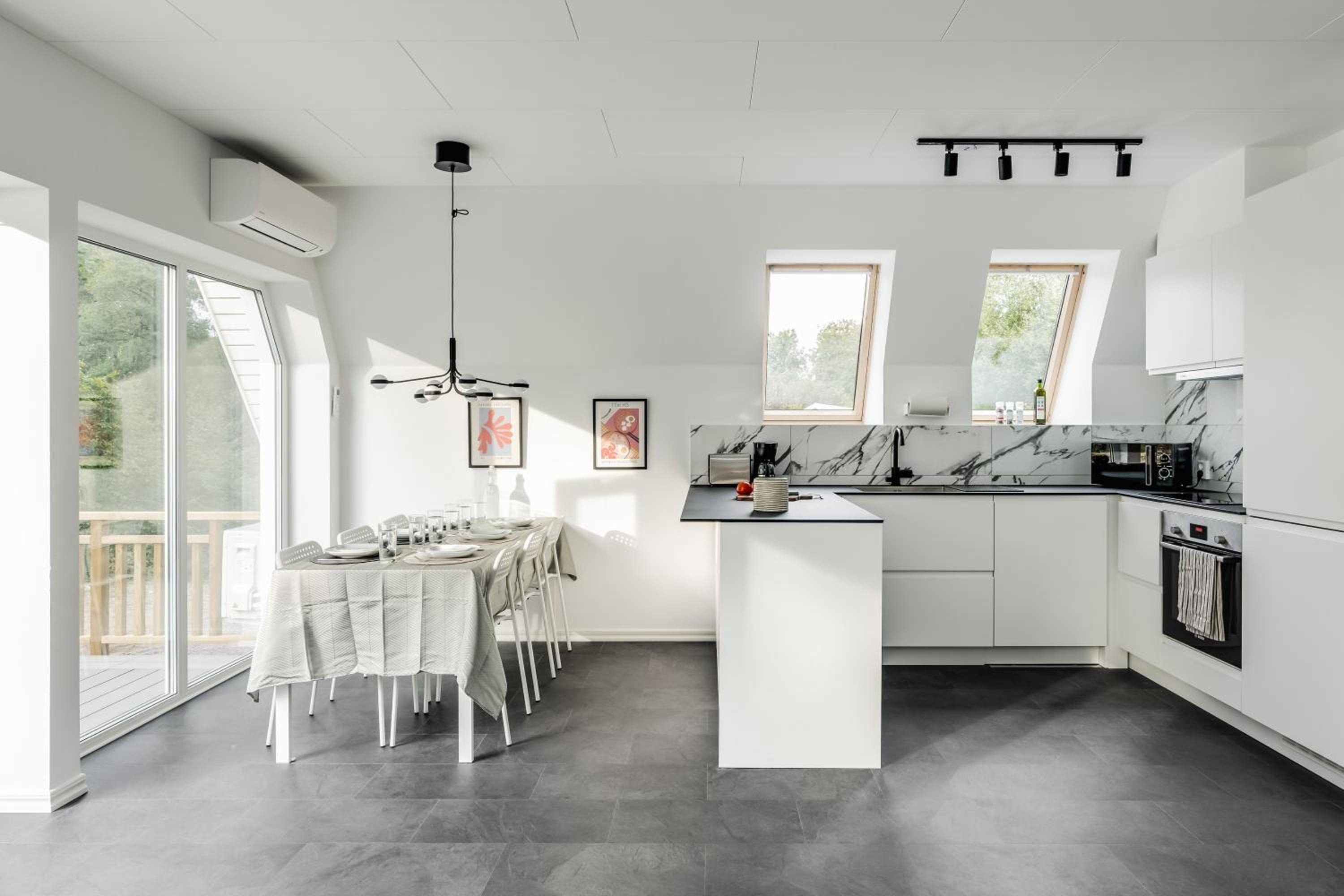 Newly built westcoast dream home
