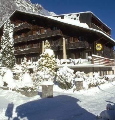 B & B Hôtel Aux Mille Etoiles