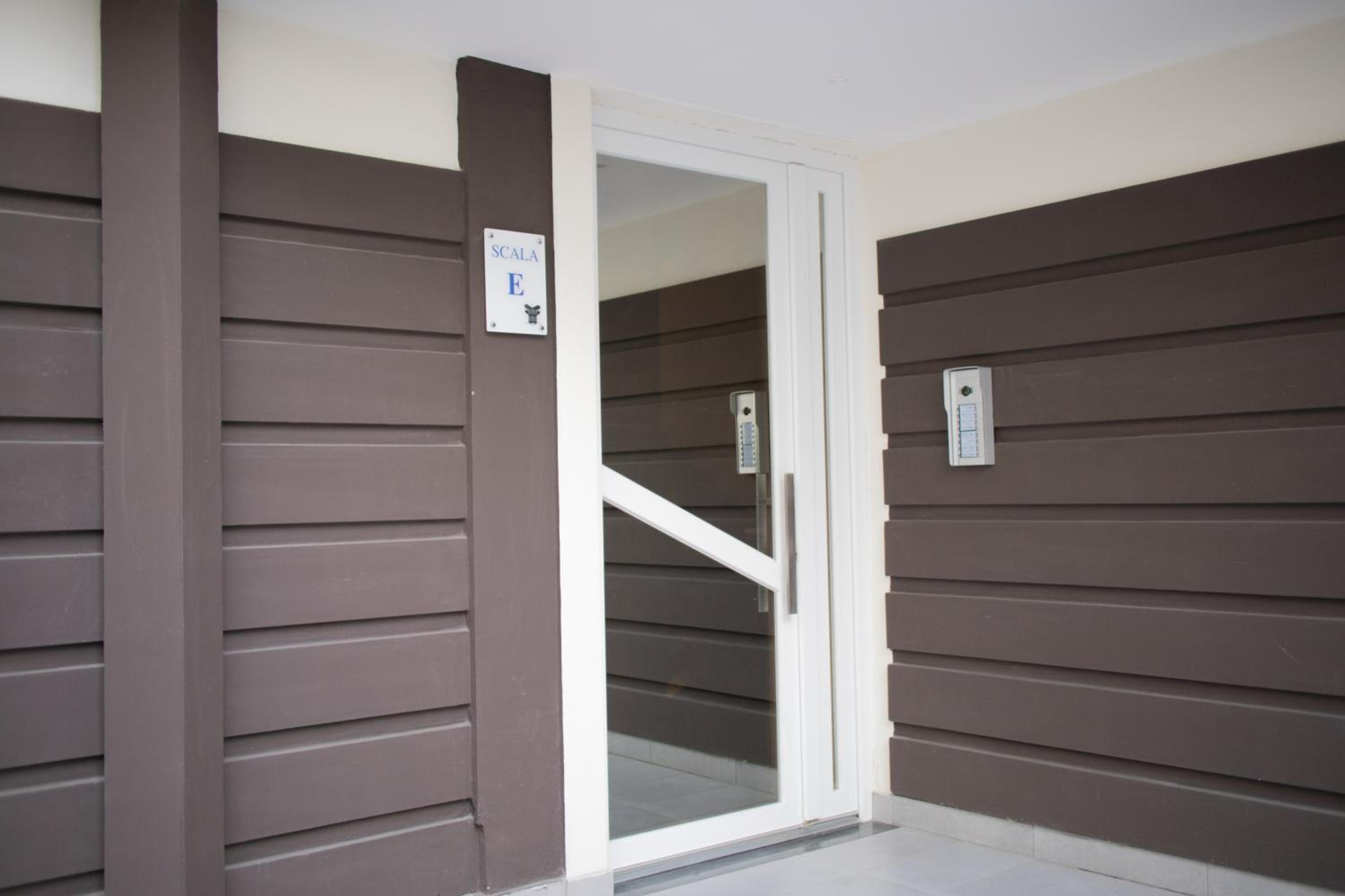 E-Twelve Apartment