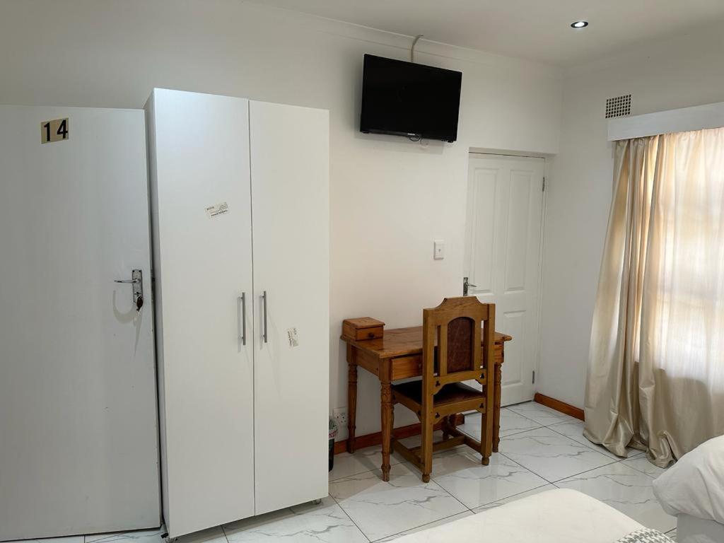 Photo 11