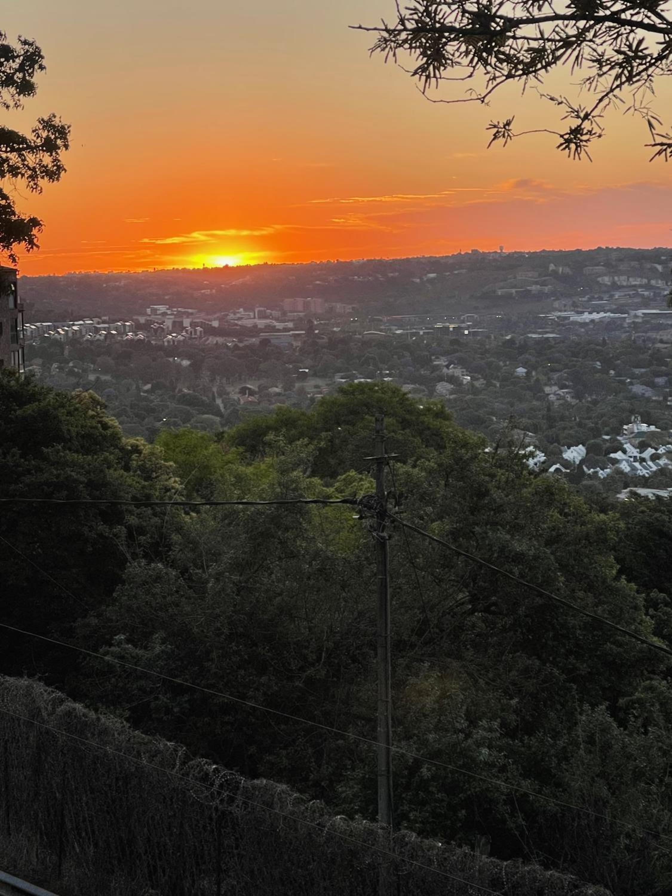 Luxury Boutique Nature Stay! Northcliff - Sunset Views, Solar, Work, Pool