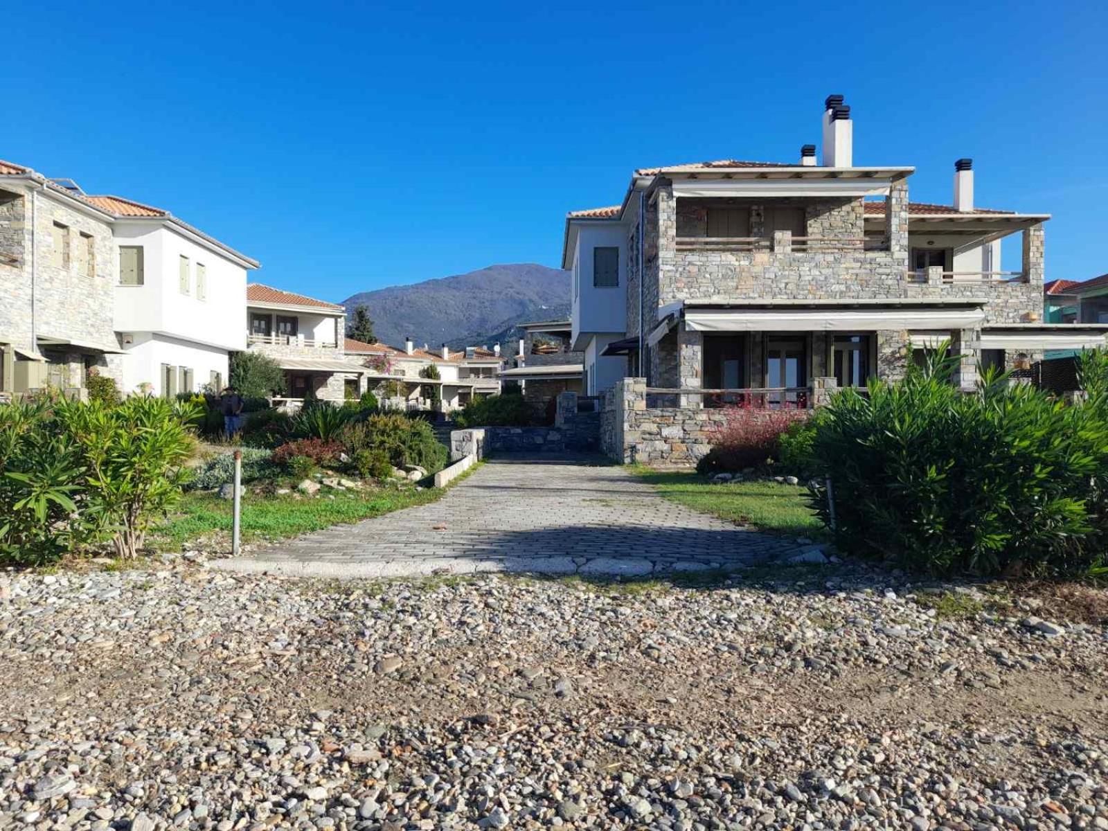 Antel's Leisure Beach House Pelion view 4