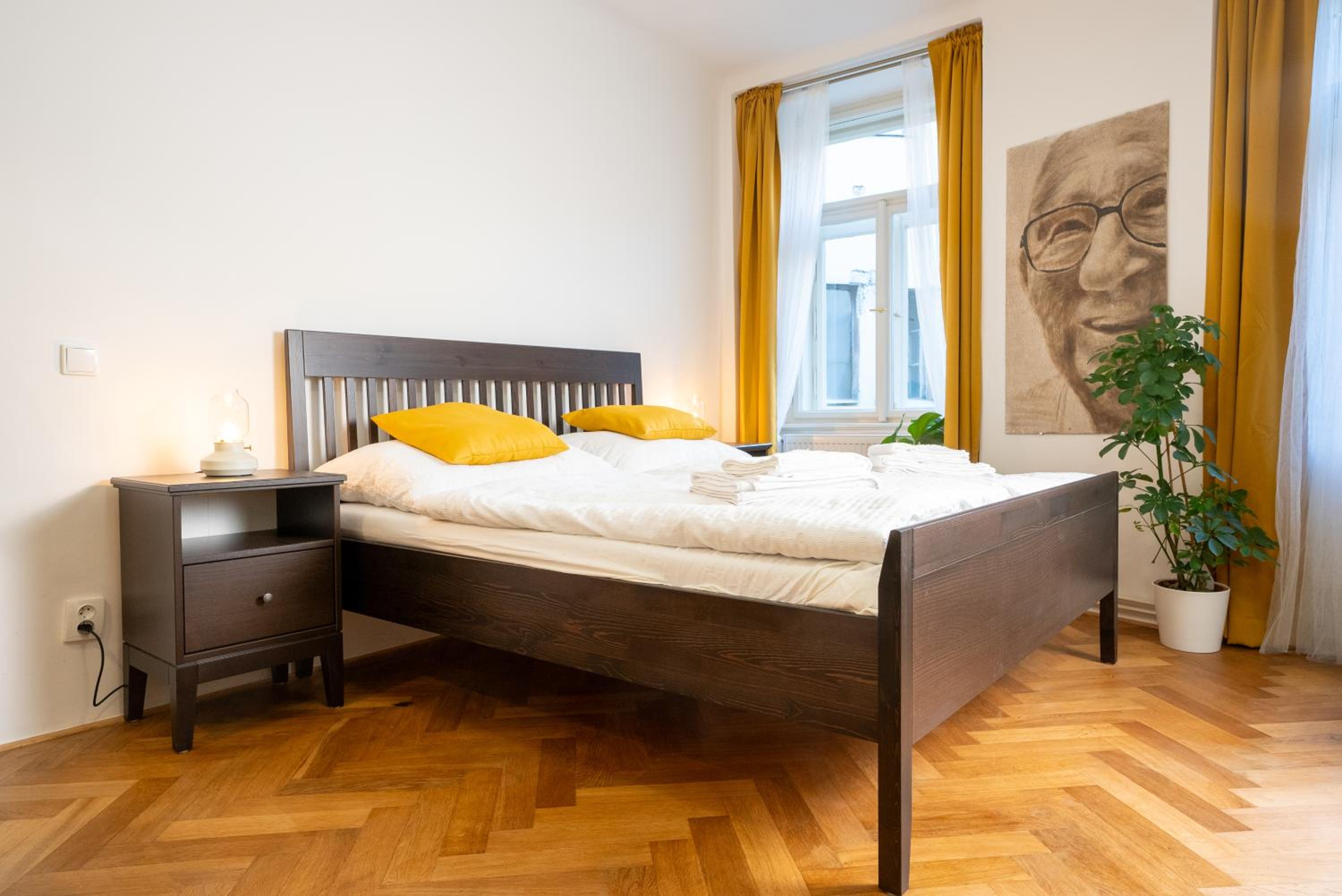 White Wolf House Hostel & Apartments