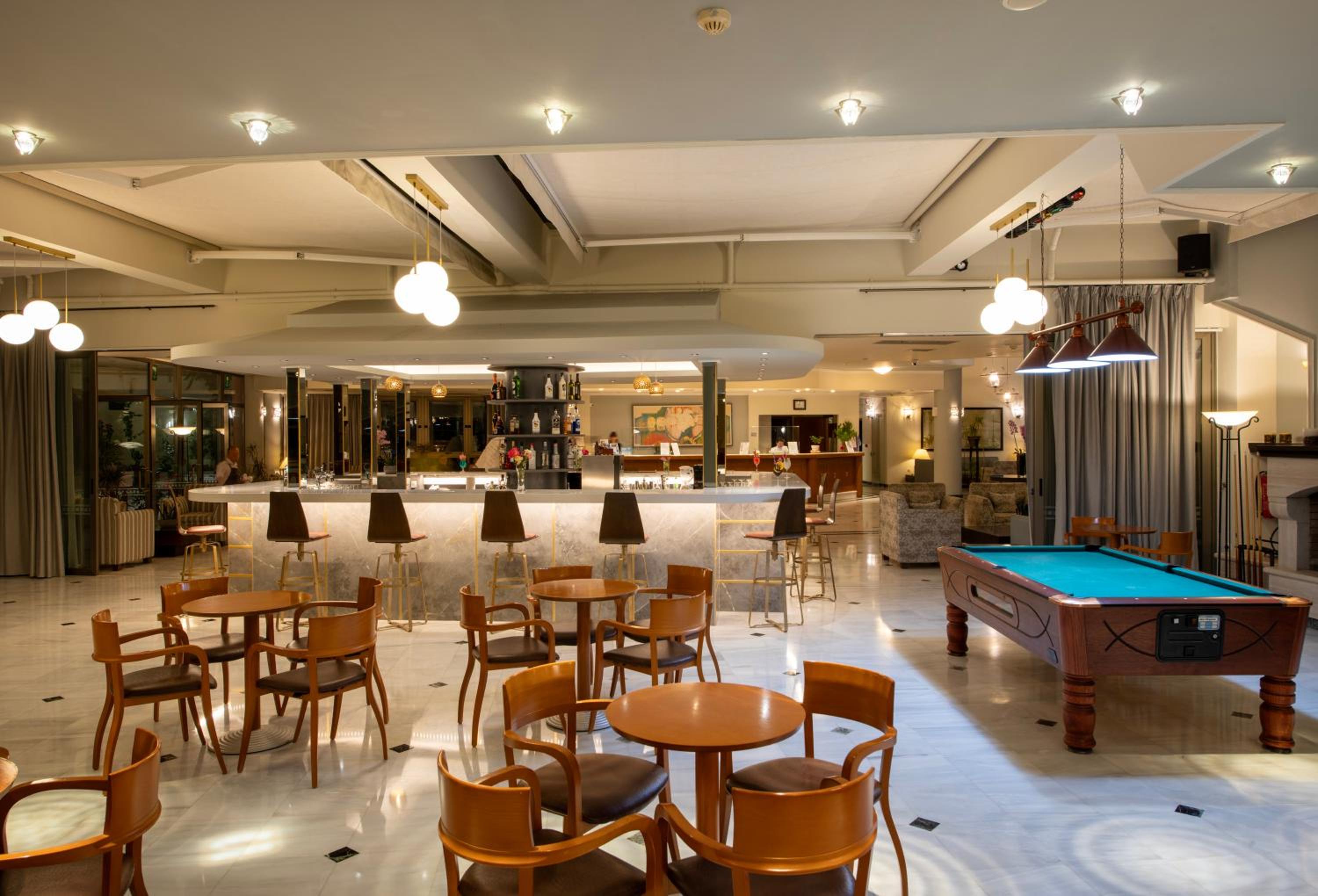 Hydramis Palace Beach Resort