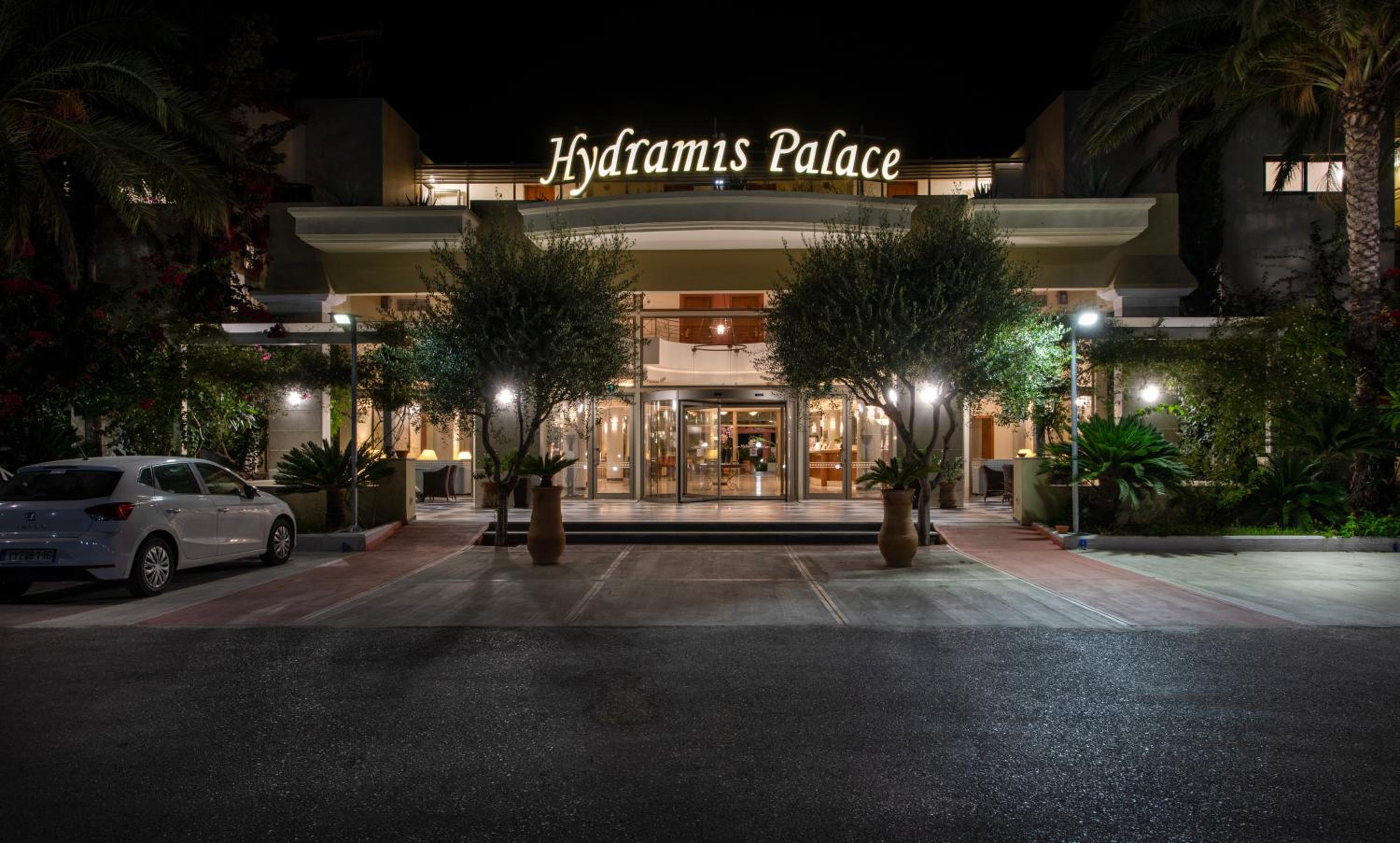 Hydramis Palace Beach Resort