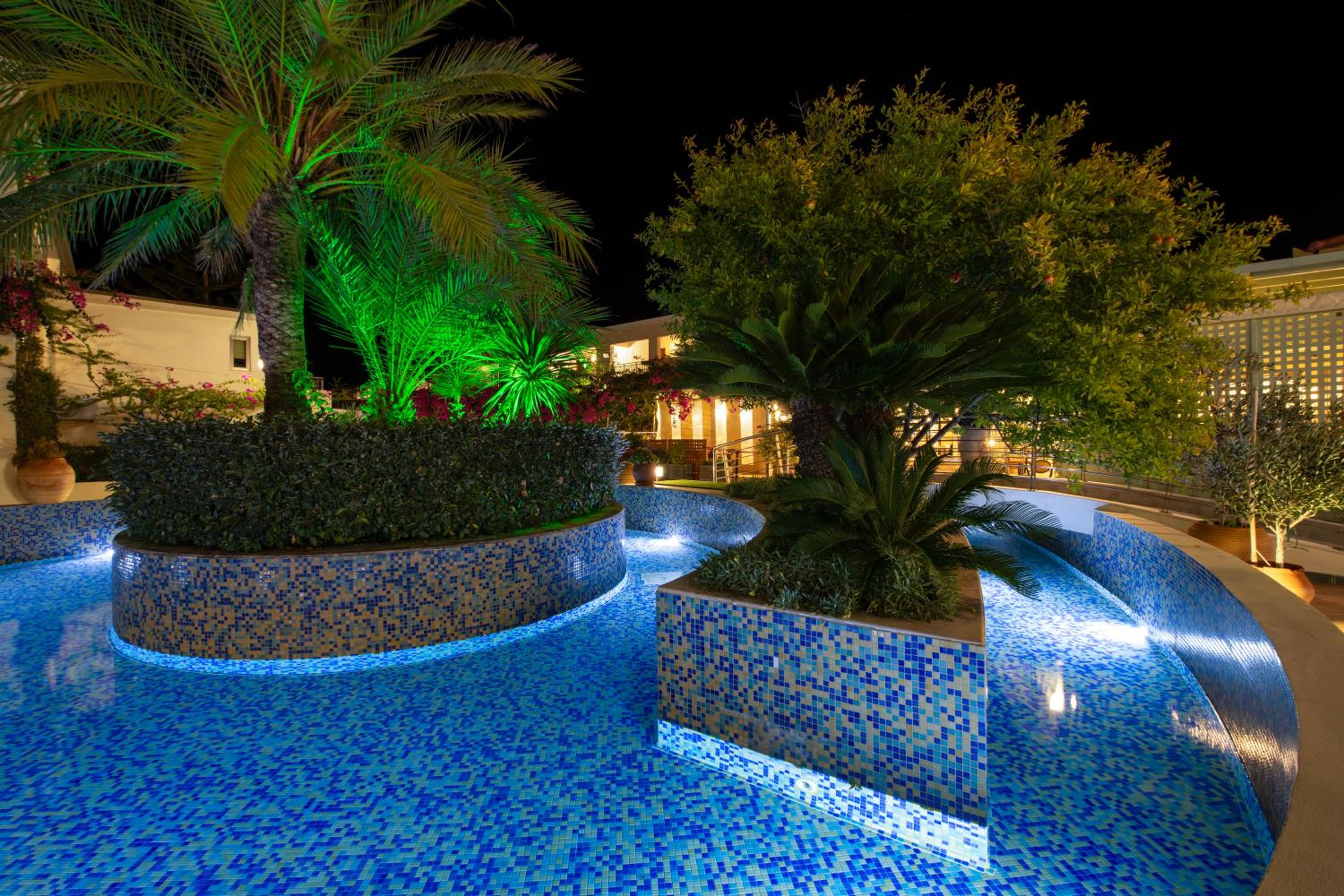 Hydramis Palace Beach Resort