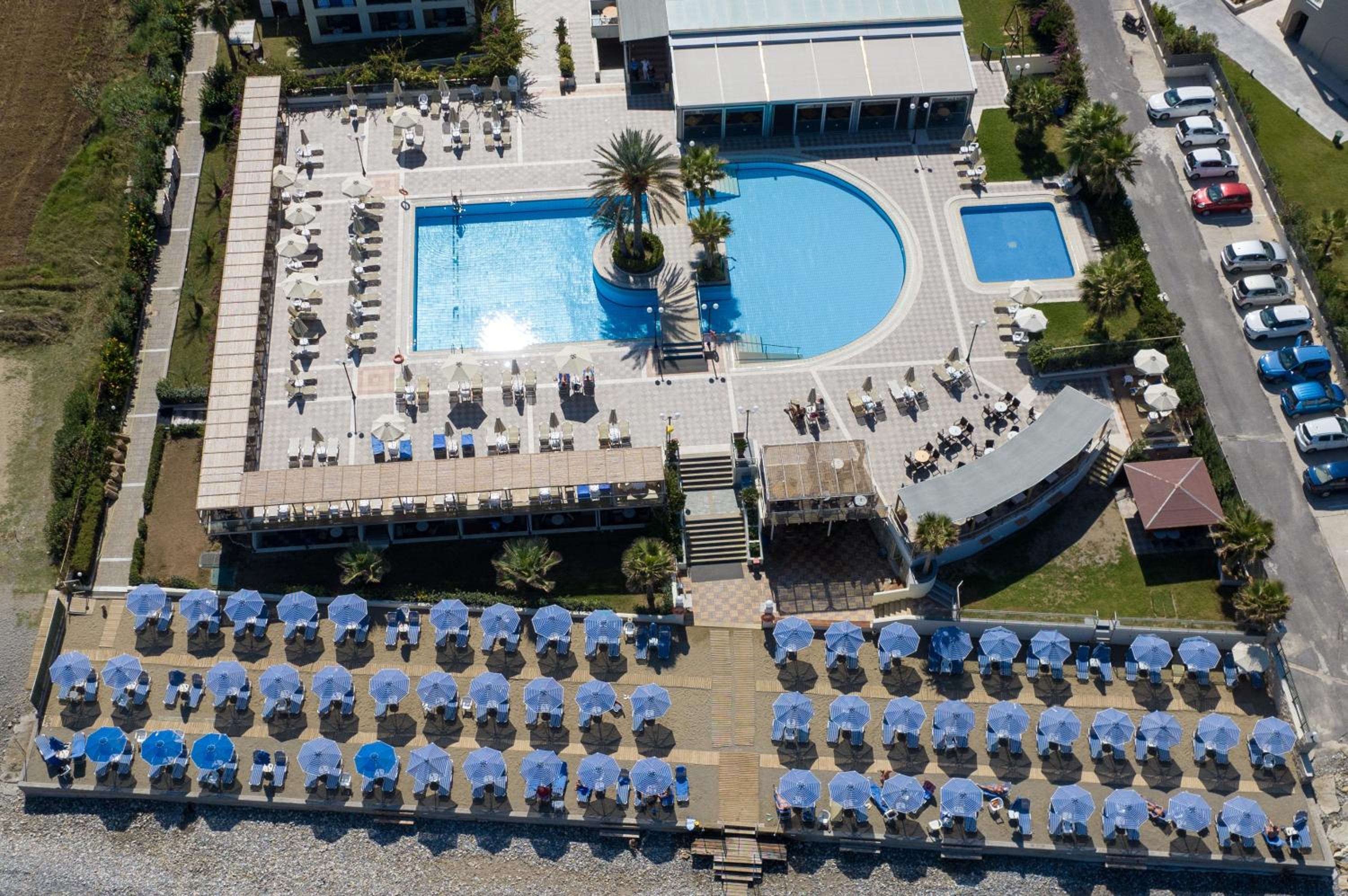 Hydramis Palace Beach Resort