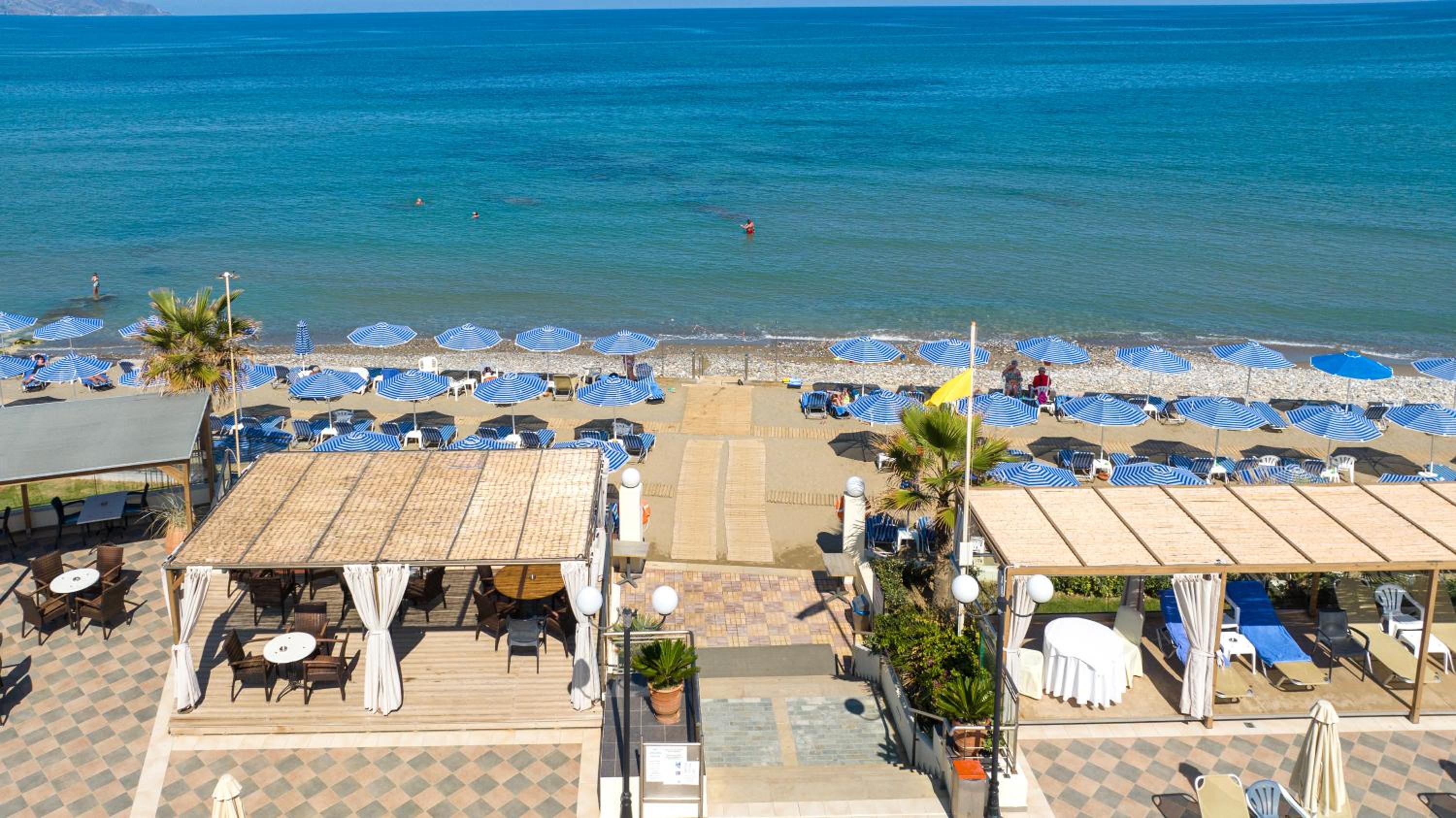 Hydramis Palace Beach Resort